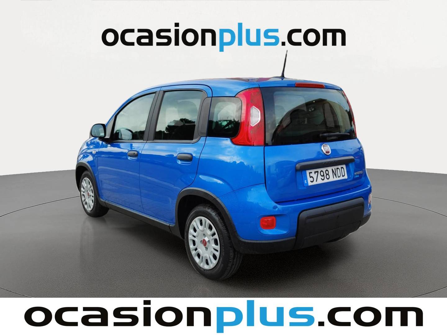 Foto delantera Fiat Panda Fiat Panda 1.0 Hybrid (70 CV) derecha