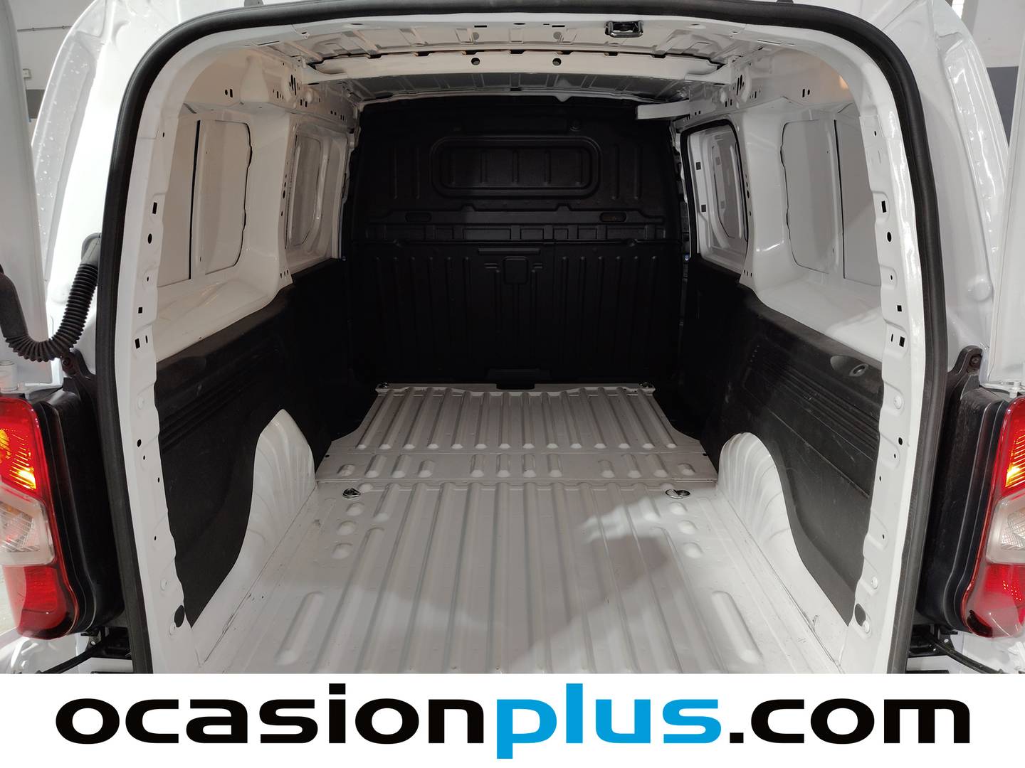 Foto asientos traseros Peugeot Partner Peugeot Partner Furgon 1.5 Diesel XL (100 CV)