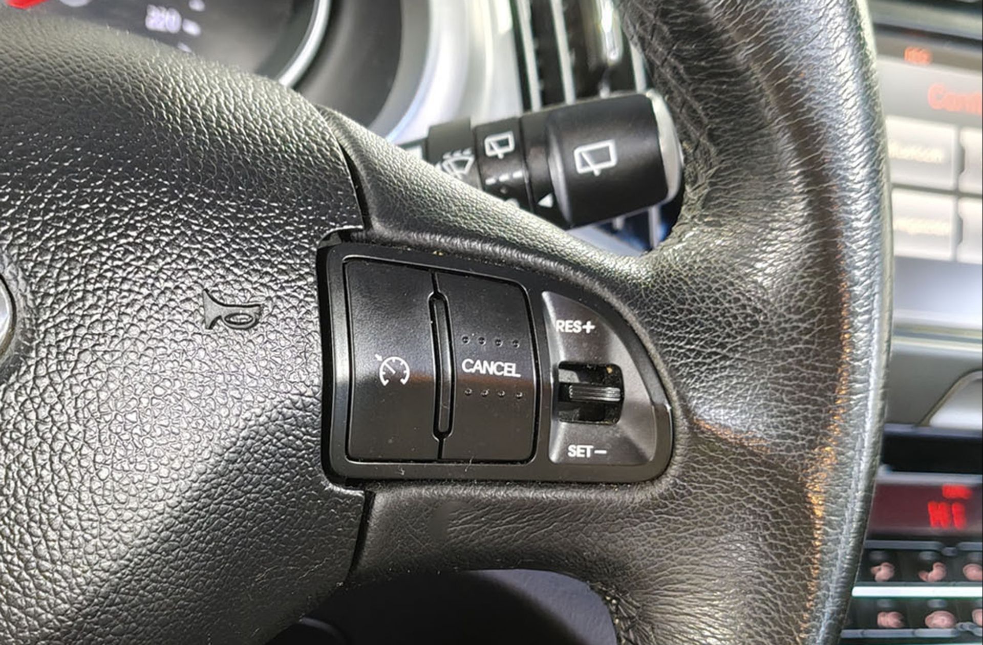 Kia Sportage 1.7 CRDi VGT Drive 4x2 - foto 22