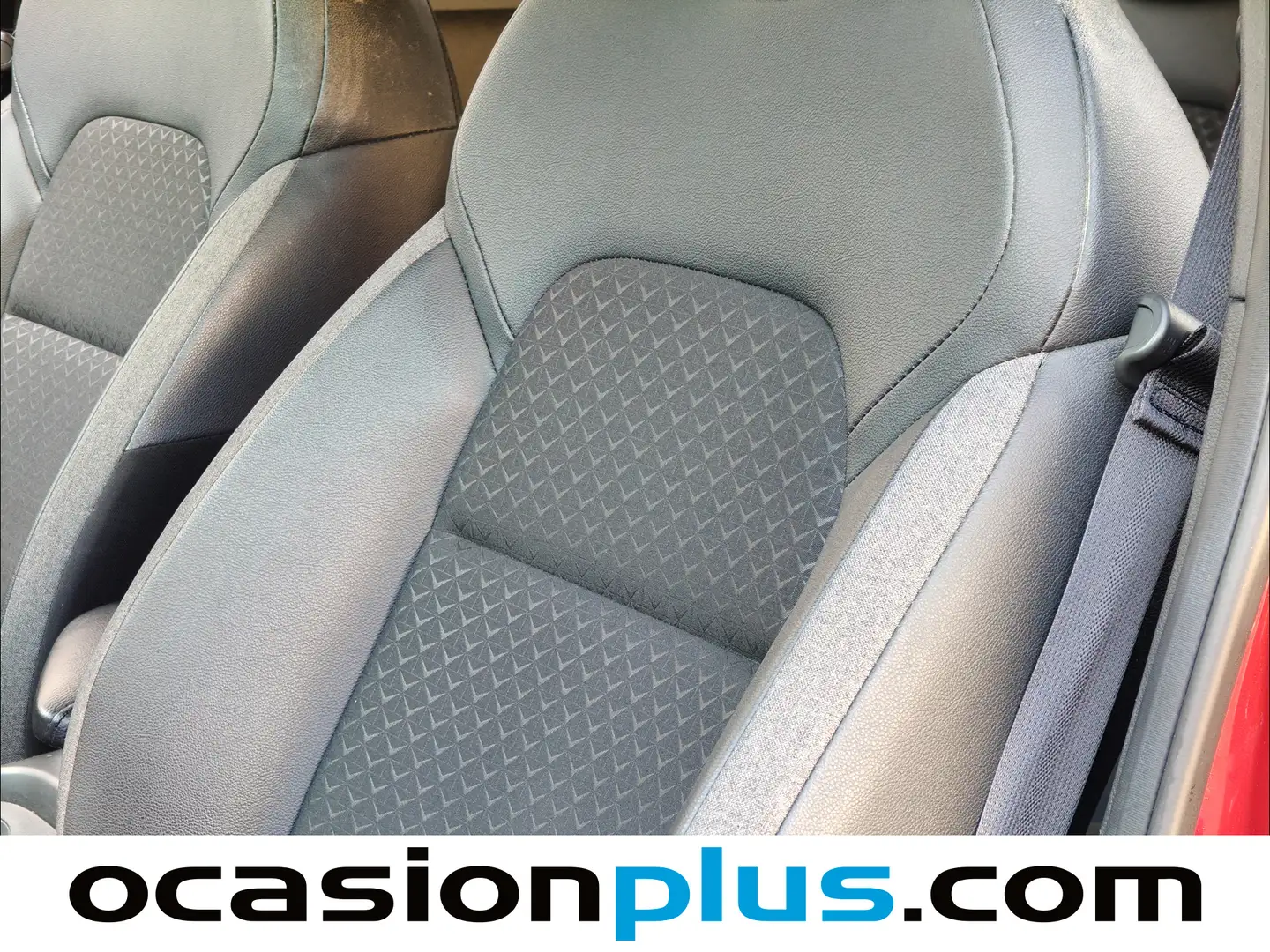 Foto Nissan JUKE Nissan Juke DIG-T N-Connecta 4x2 (114 CV)