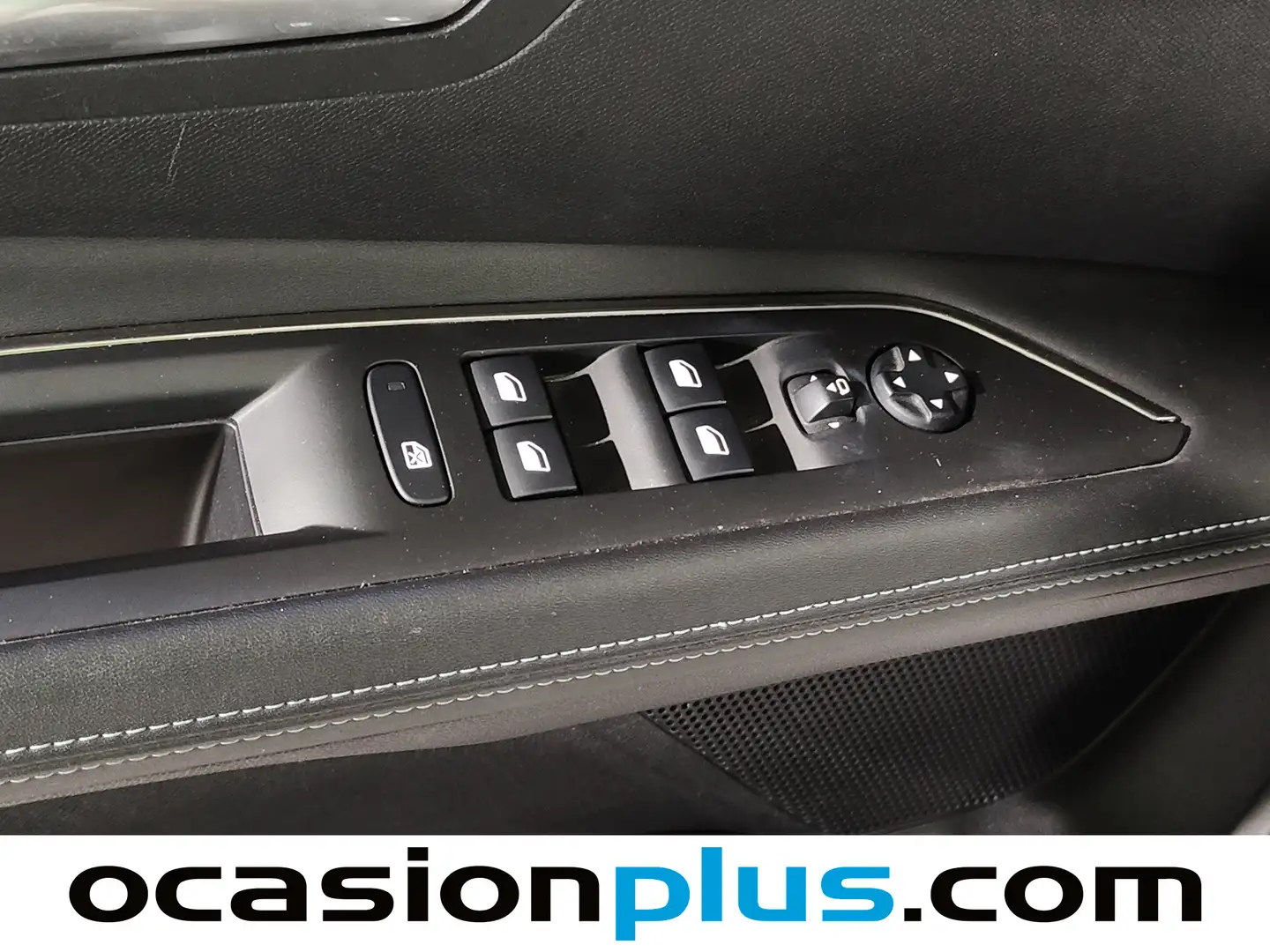 Foto Peugeot 3008 Peugeot 3008 BlueHDi 130 S&S Allure Pack EAT8 (130 CV)