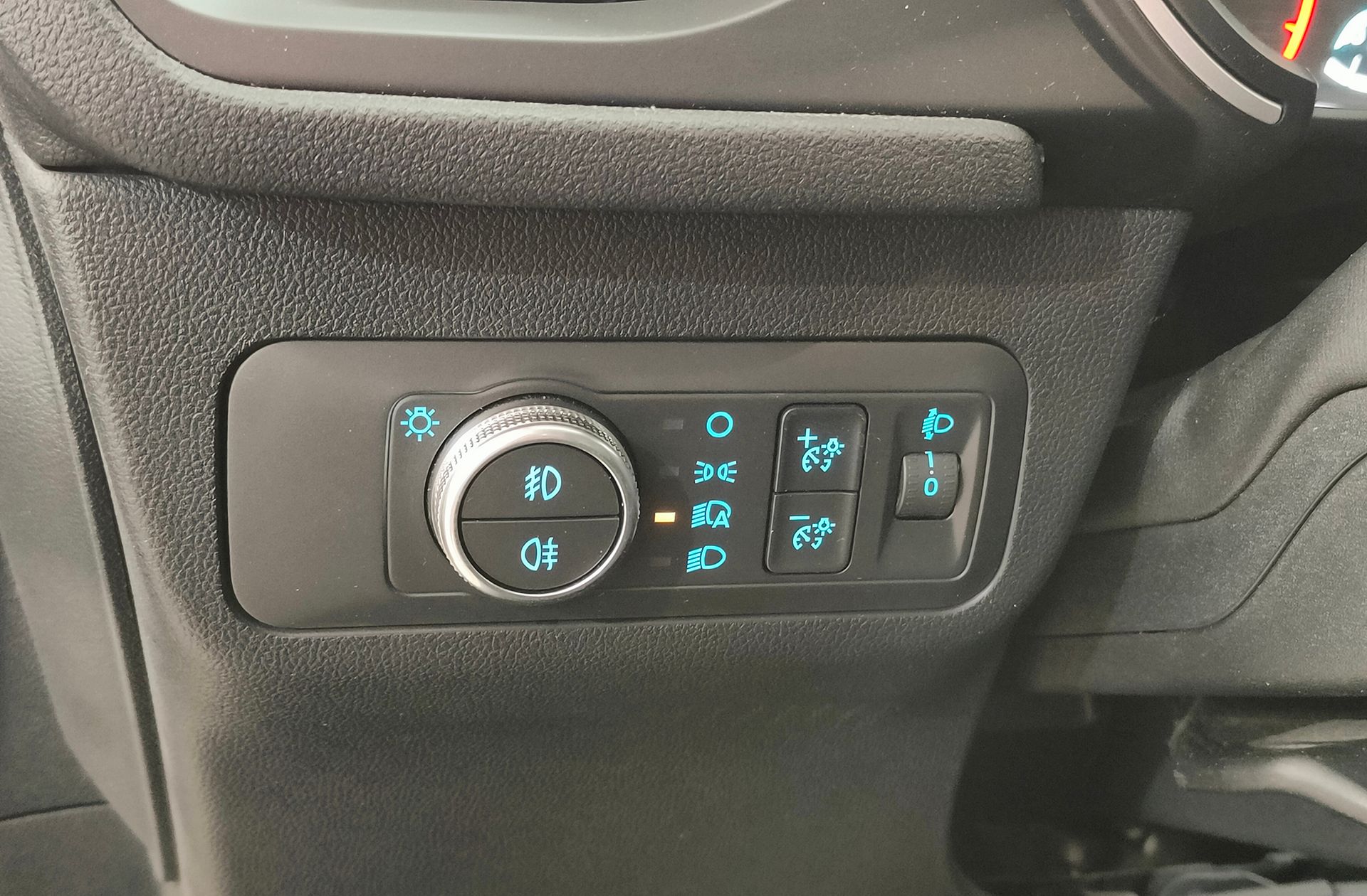 Ford Kuga 1.5 EcoBlue Trend - foto 12