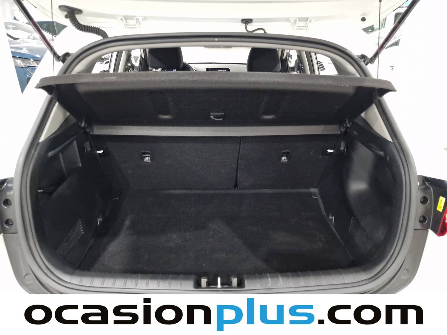 Fotos maletero KIA Stonic KIA Stonic 1.0 T-GDi MHEV MT Concept (100 CV)