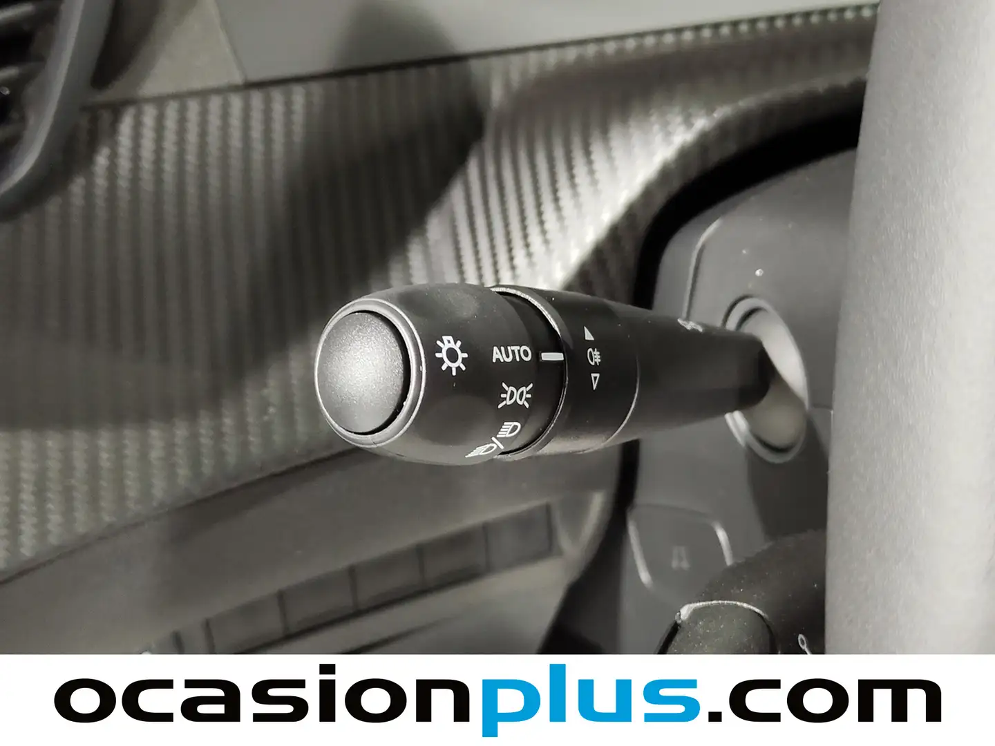 Foto Peugeot 2008 Peugeot 2008 PureTech 100 S&S Allure (100 CV)