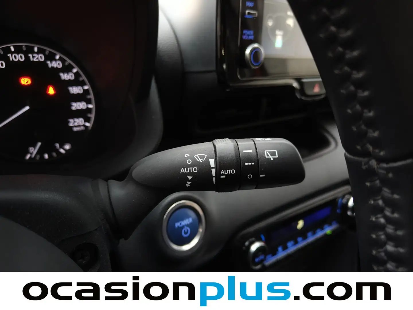 Foto Toyota Yaris Toyota Yaris T120H Business Plus (116 CV)