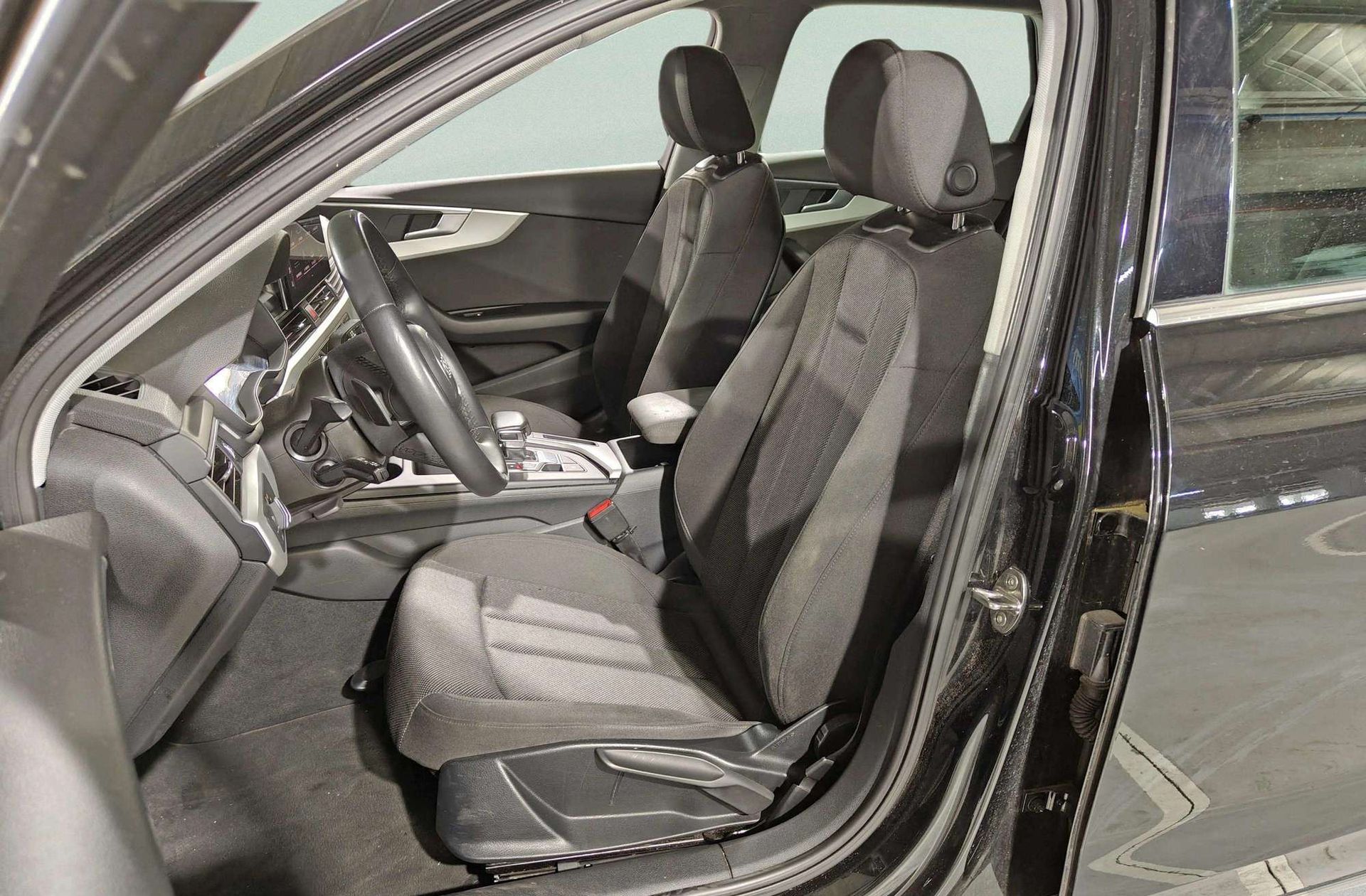 Audi A4 Avant Advanced 35 TFSI S tronic - foto 12