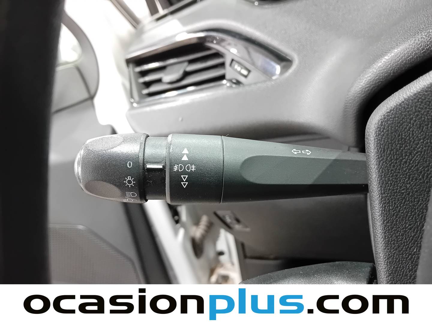 Peugeot 208 Peugeot 208 1.6 BlueHDI Active (75 CV) de segunda mano