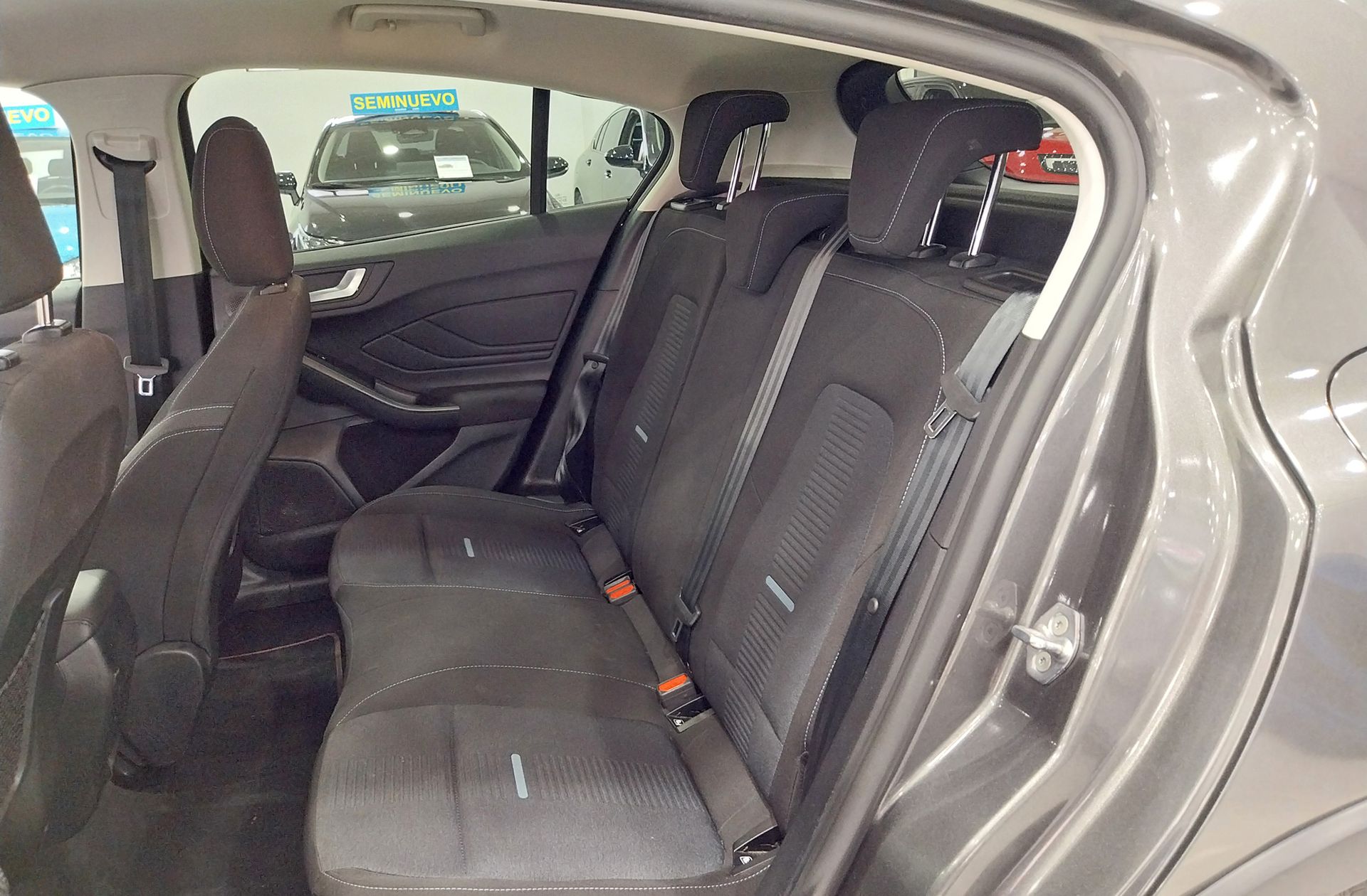 Ford Focus 1.0 EcoBoost MHEV Active - foto 13