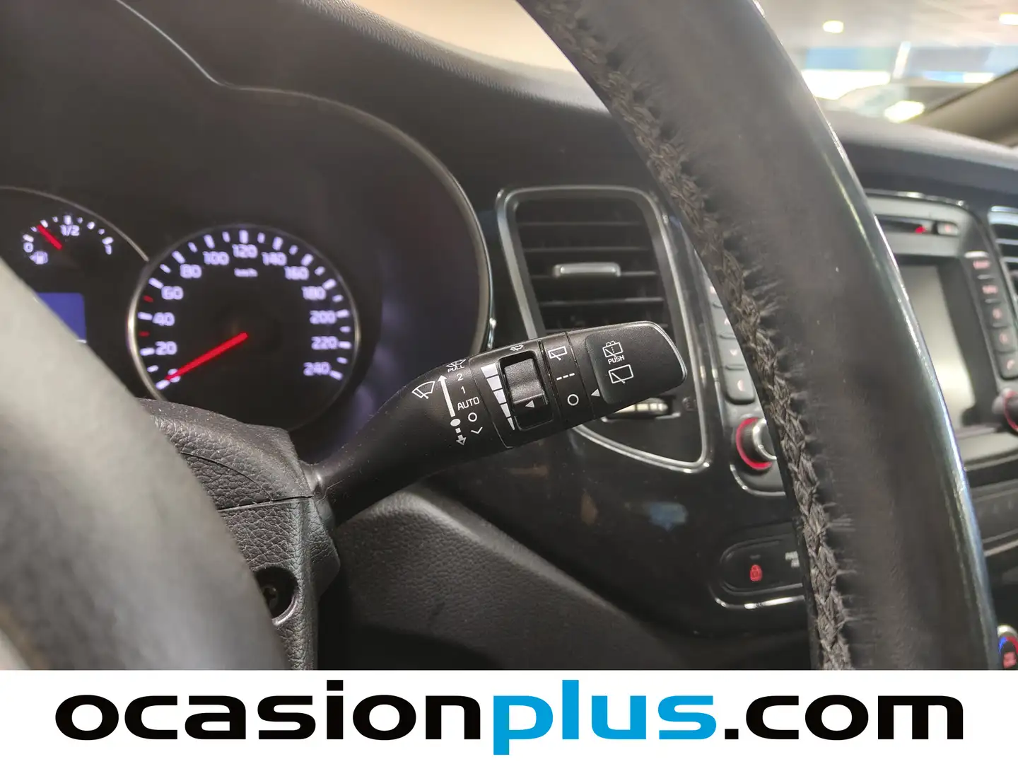 Foto KIA Carens Kia Carens 1.7 CRDi VGT Eco-Dynam x-Tech (115 CV)