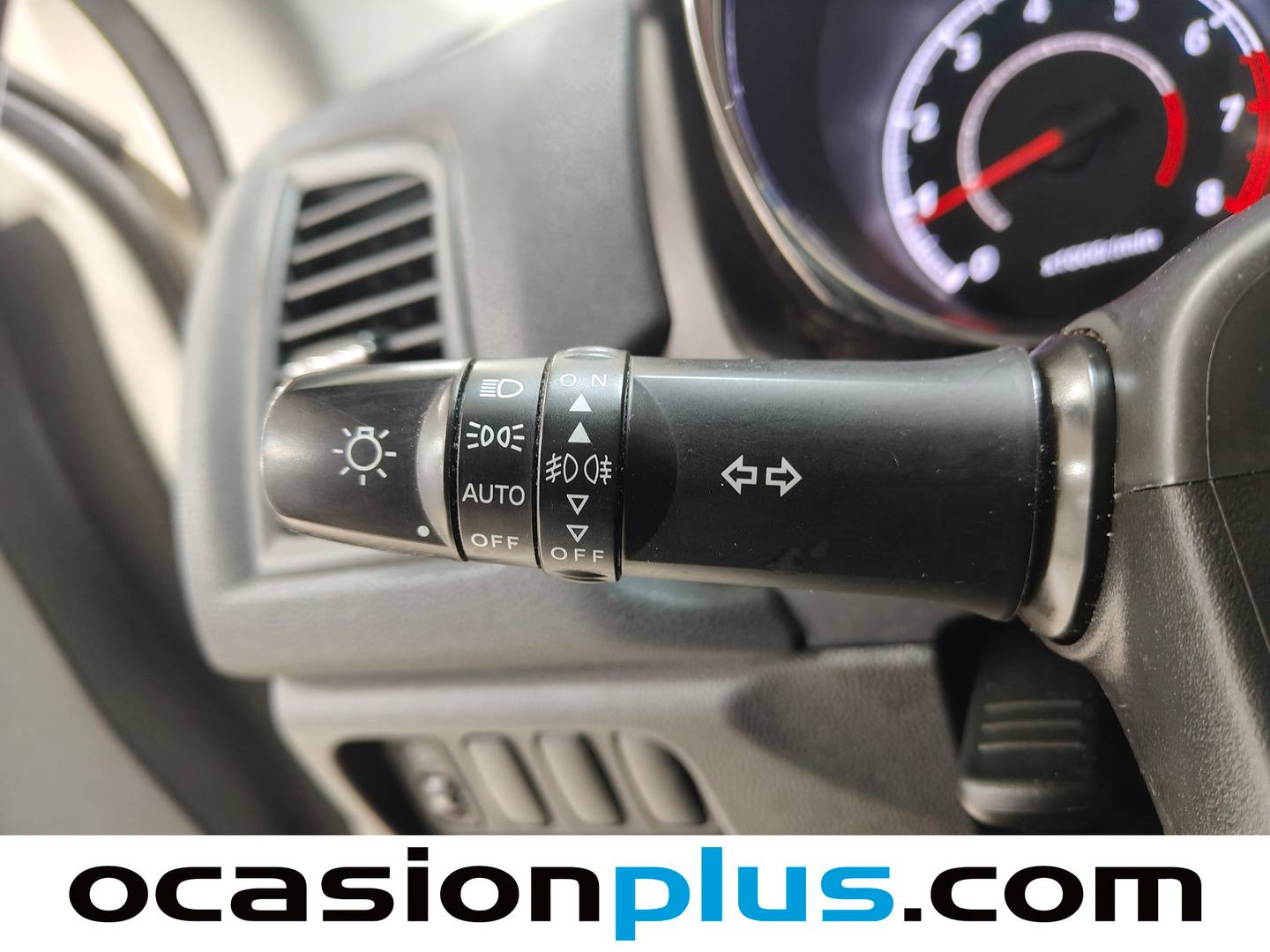 Equipamiento del Mitsubishi ASX Mitsubishi ASX 160 MPI Motion (117 CV)