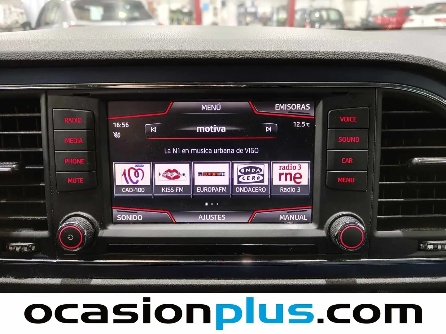 Foto Seat León SEAT León 1.6 TDI S&S Style Connect Plus (110 CV)