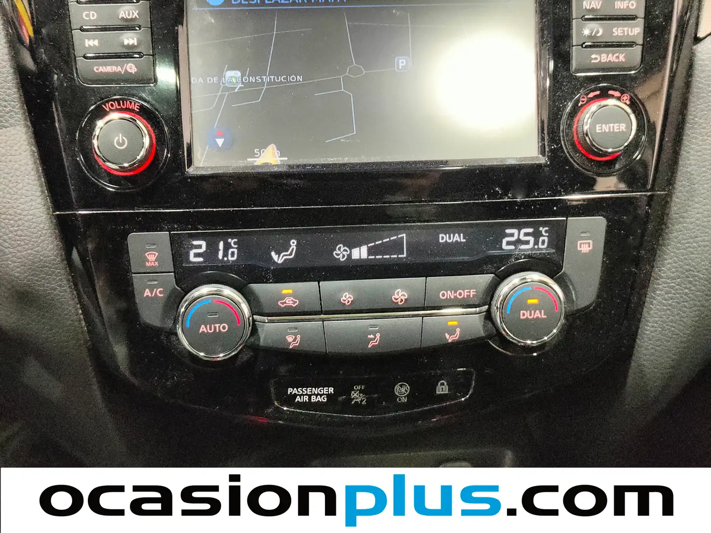 Foto Nissan QASHQAI Nissan Qashqai DIG-T 140 Tekna 4x2 (140 CV)