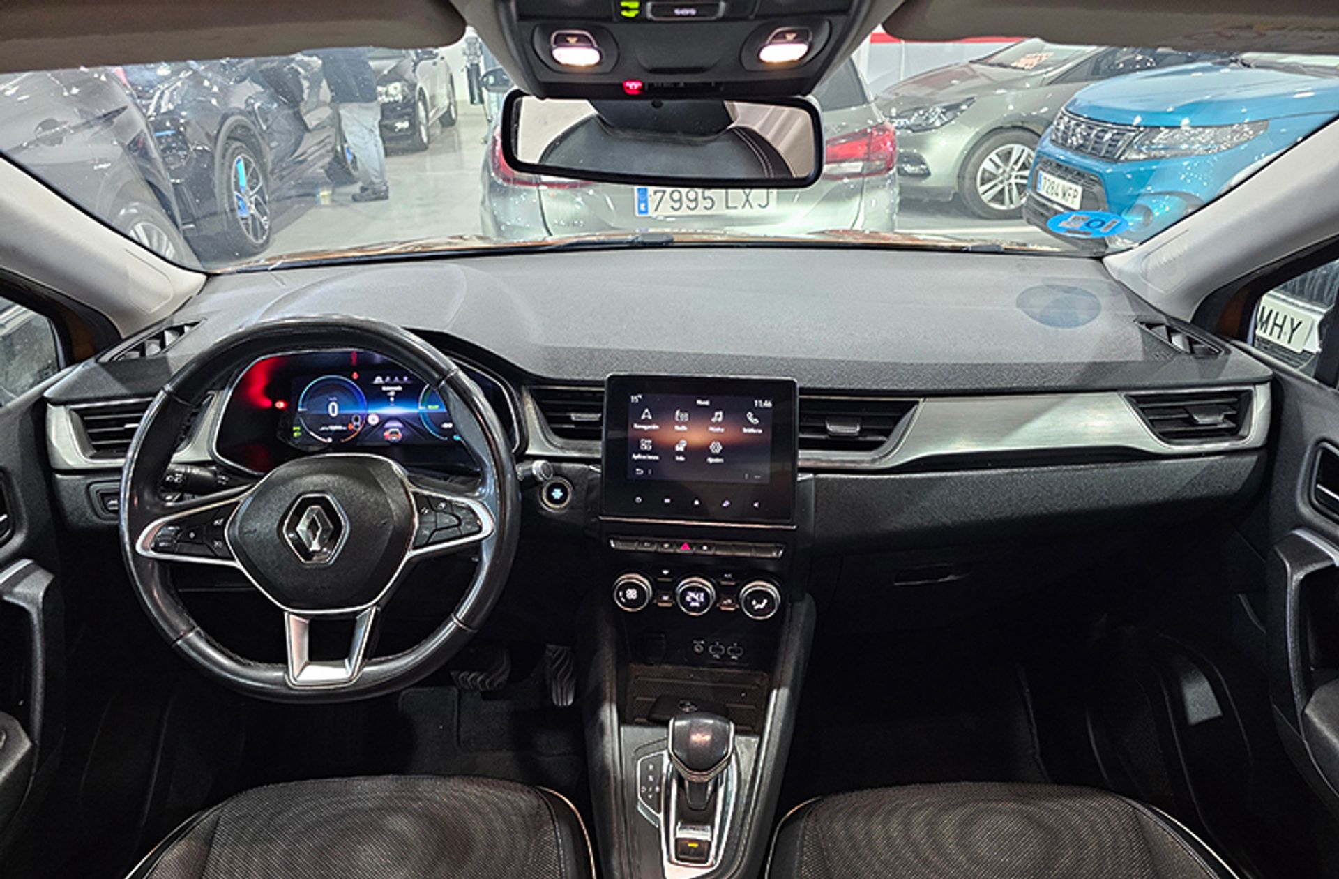 Renault Captur Zen E-Tech Híbrido enchufable - foto 6