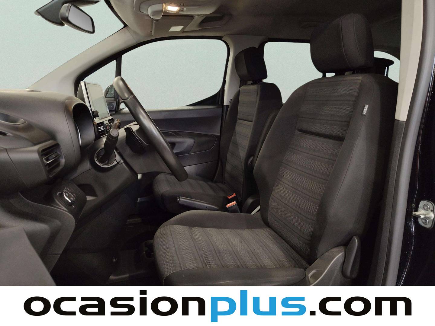 Foto asientos delanteros Opel Combo Life Opel Combo Life 1.2 T Elegance Plus L Auto (130 CV)