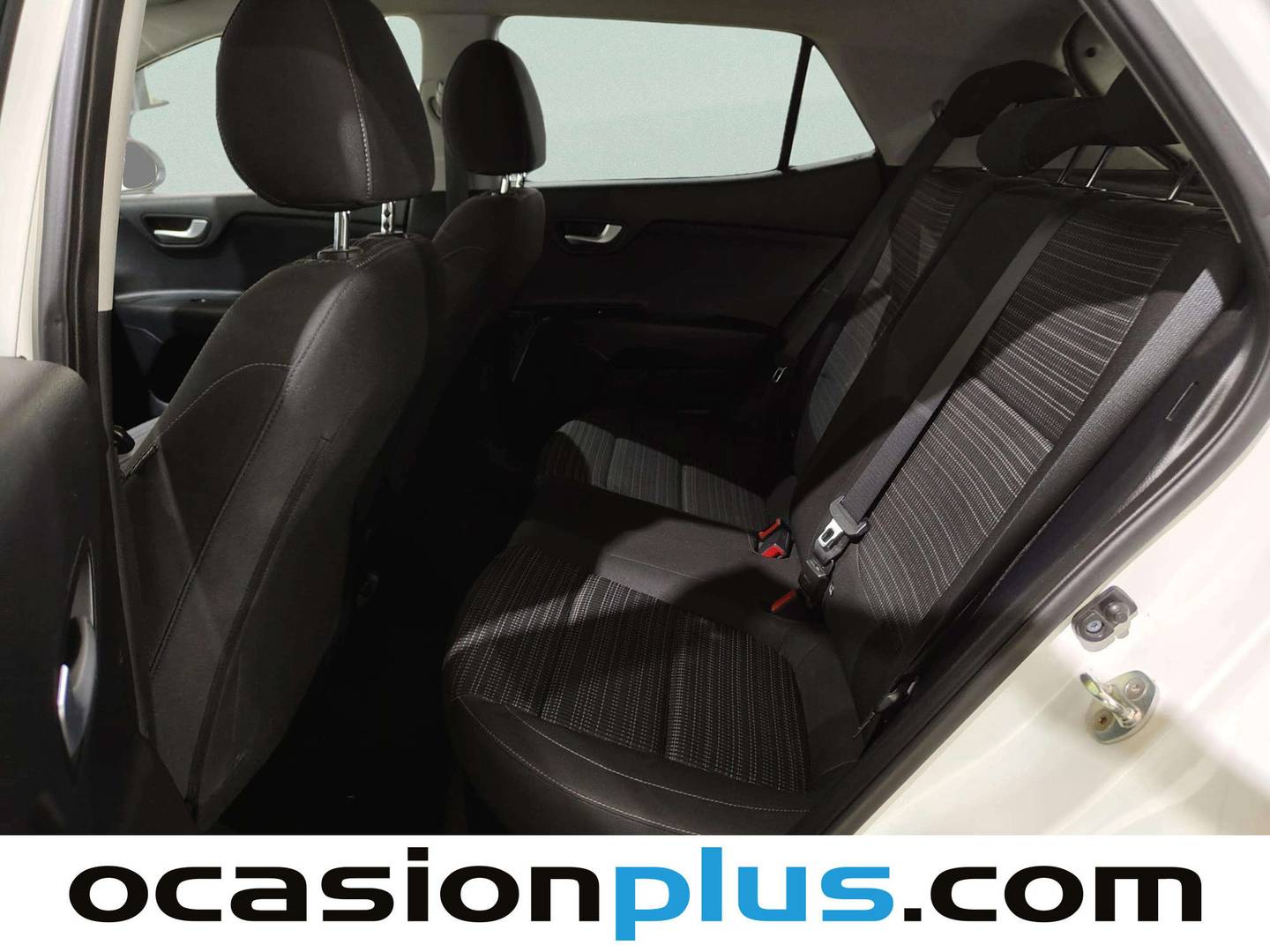 Foto asientos traseros KIA Stonic KIA Stonic 1.0 T-GDi Drive (120 CV)
