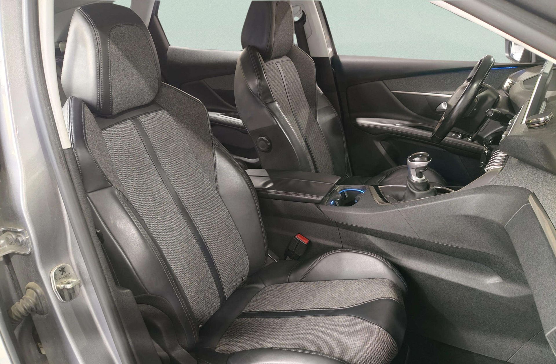 Peugeot 3008 BlueHDi 130 Allure - foto 19