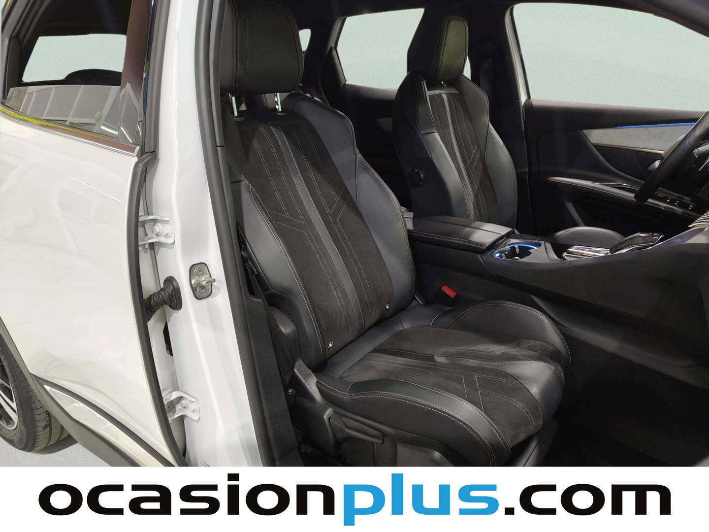 Foto Peugeot 3008 Peugeot 3008 BlueHDi 130 S&S GT EAT8 (130 CV)