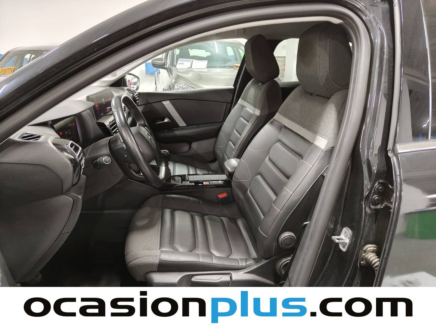 Foto Citroën C4 Citroen C4 PureTech 130 S&S Shine (130 CV)