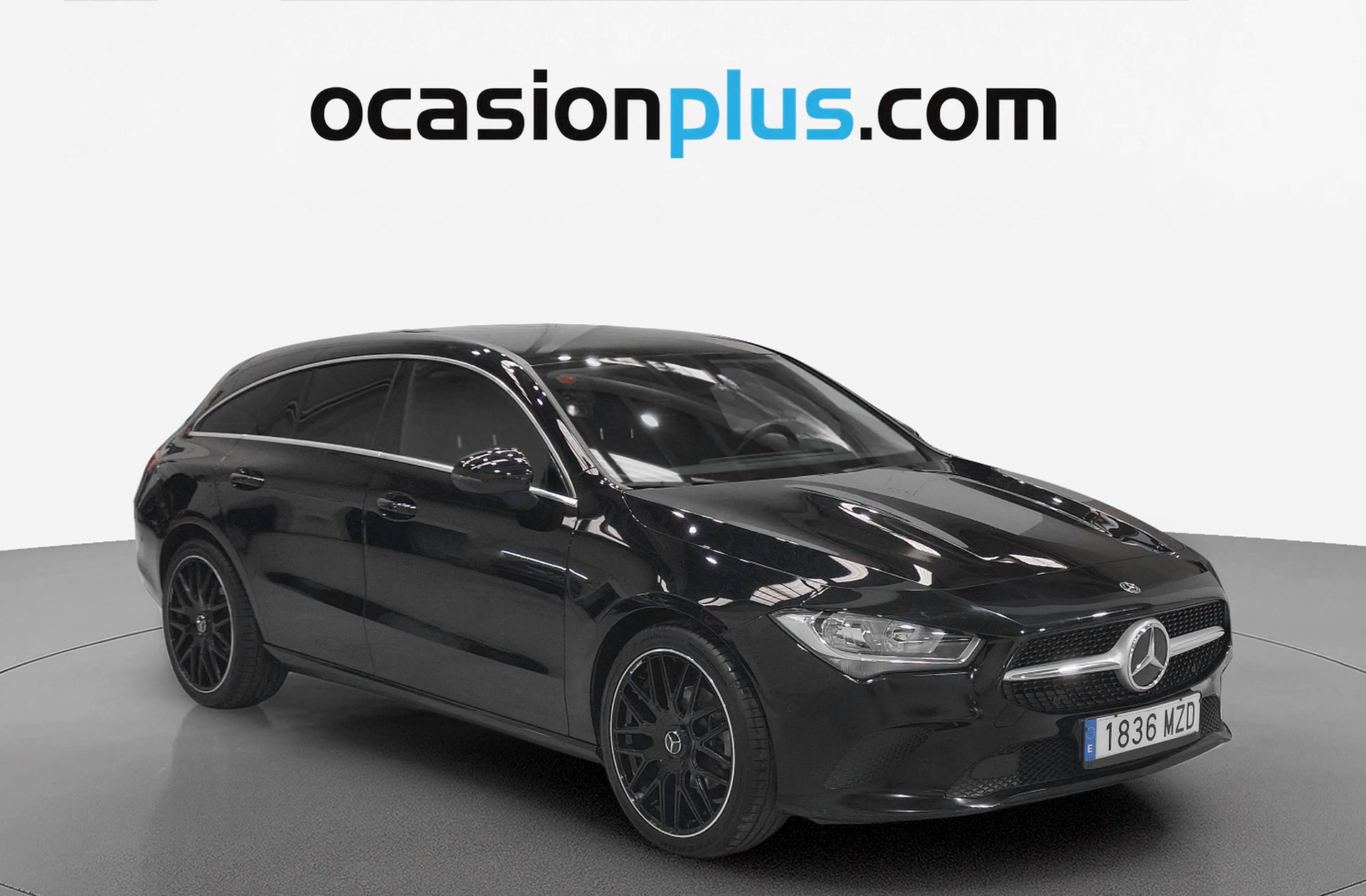 Mercedes-Benz CLA Shooting Brake 180 - foto 2