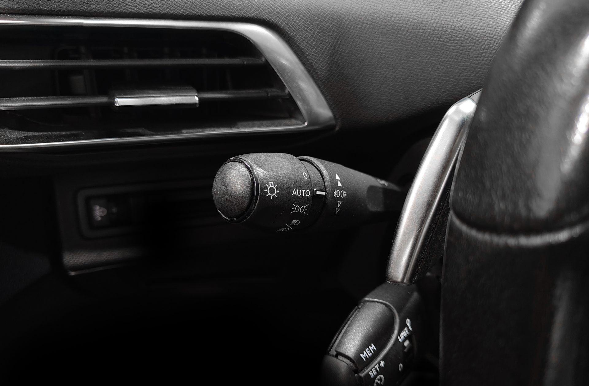 Peugeot 5008 BlueHDi 130 Active EAT8 7 plazas - foto 25