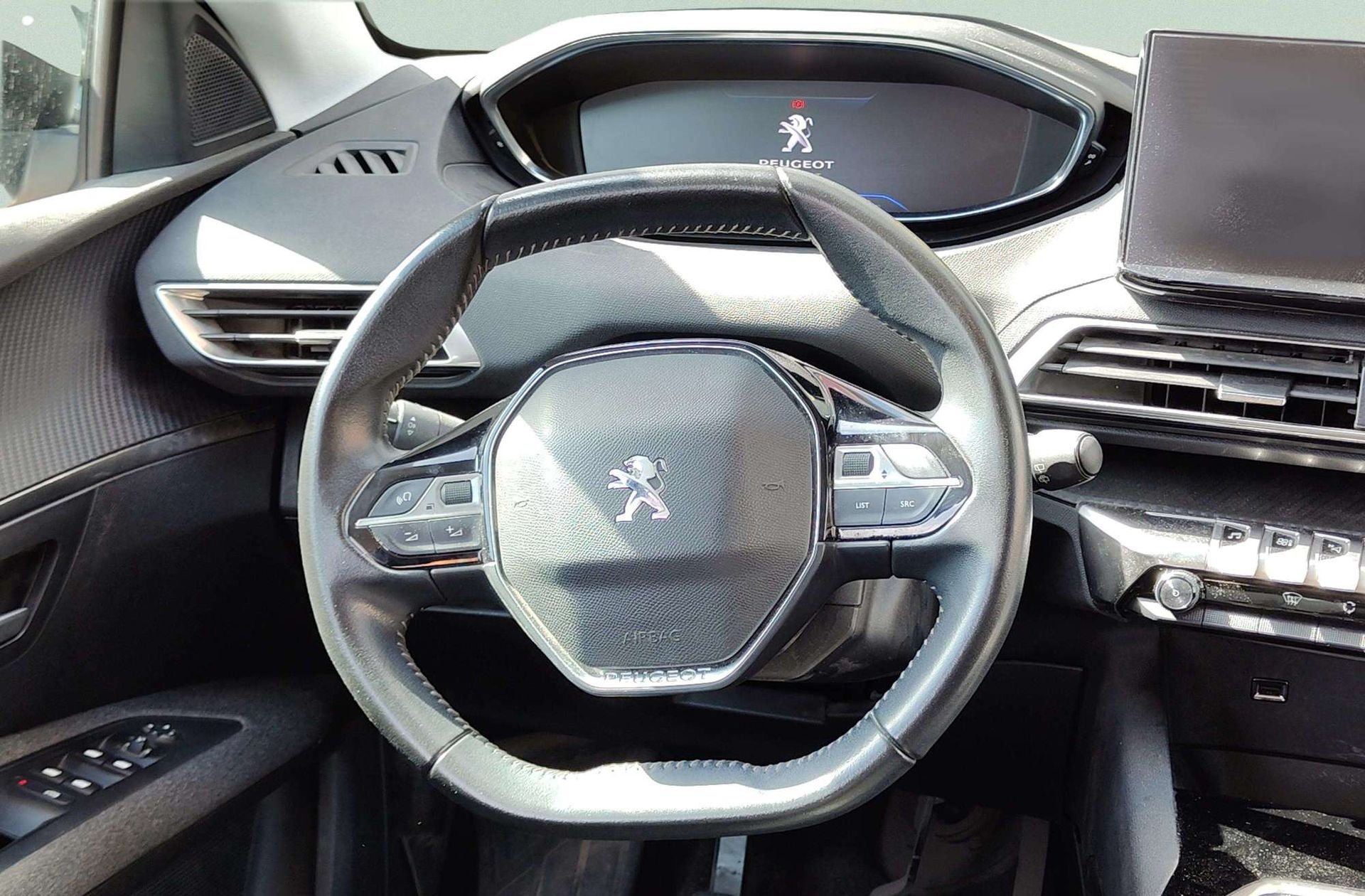 Peugeot 5008 PureTech 130 Style 7 plazas - foto 24