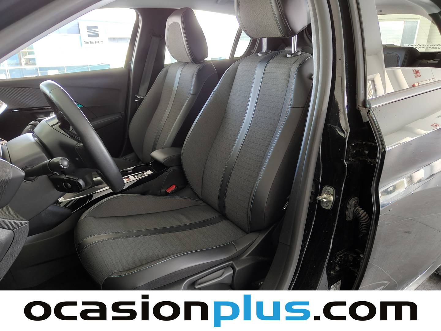 Foto Peugeot 208 Peugeot 208 PureTech 100 Allure  (100 CV)