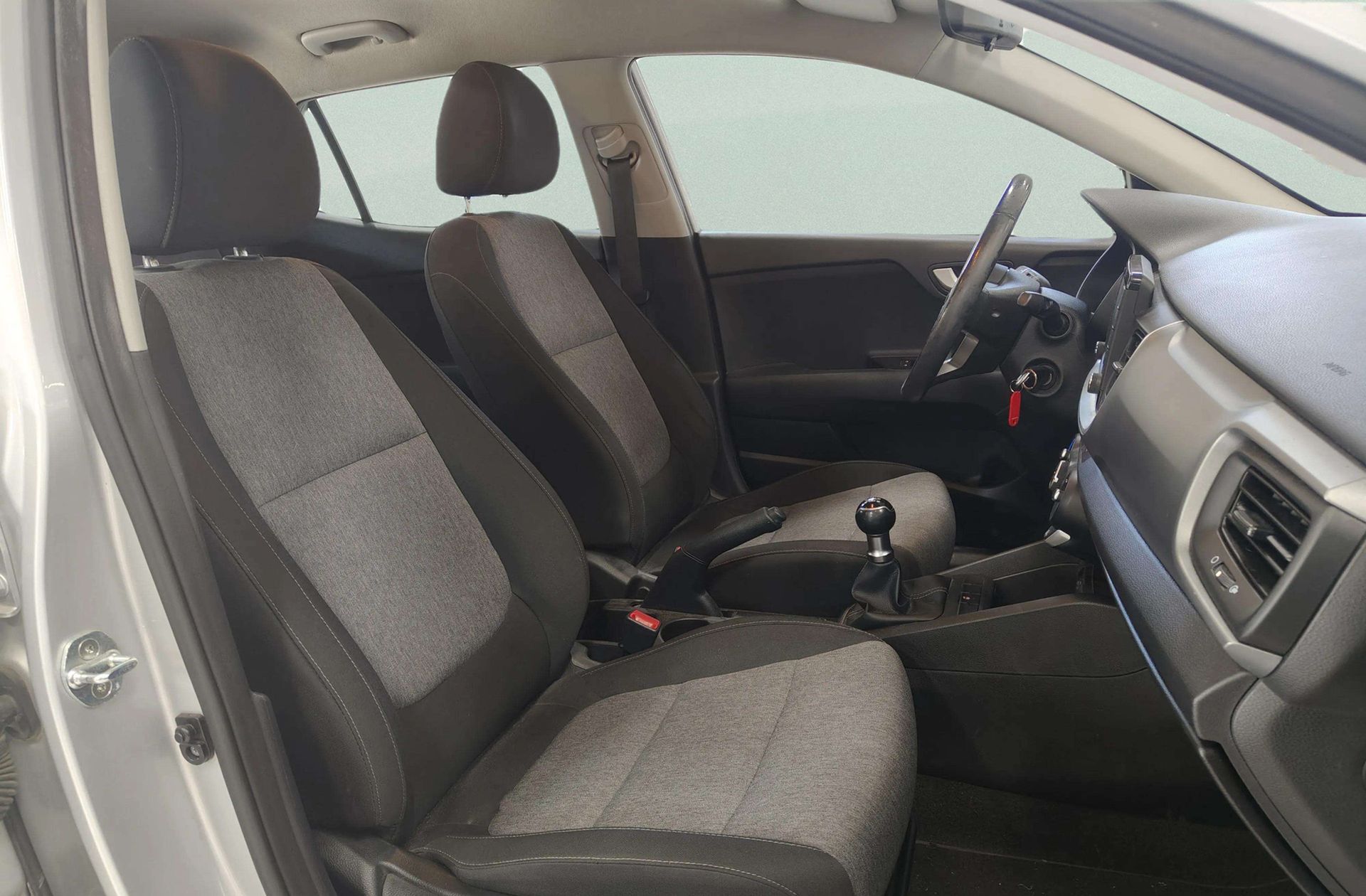 Kia Stonic 1.2 Cvvt Eco-Dynamic Concept - foto 14