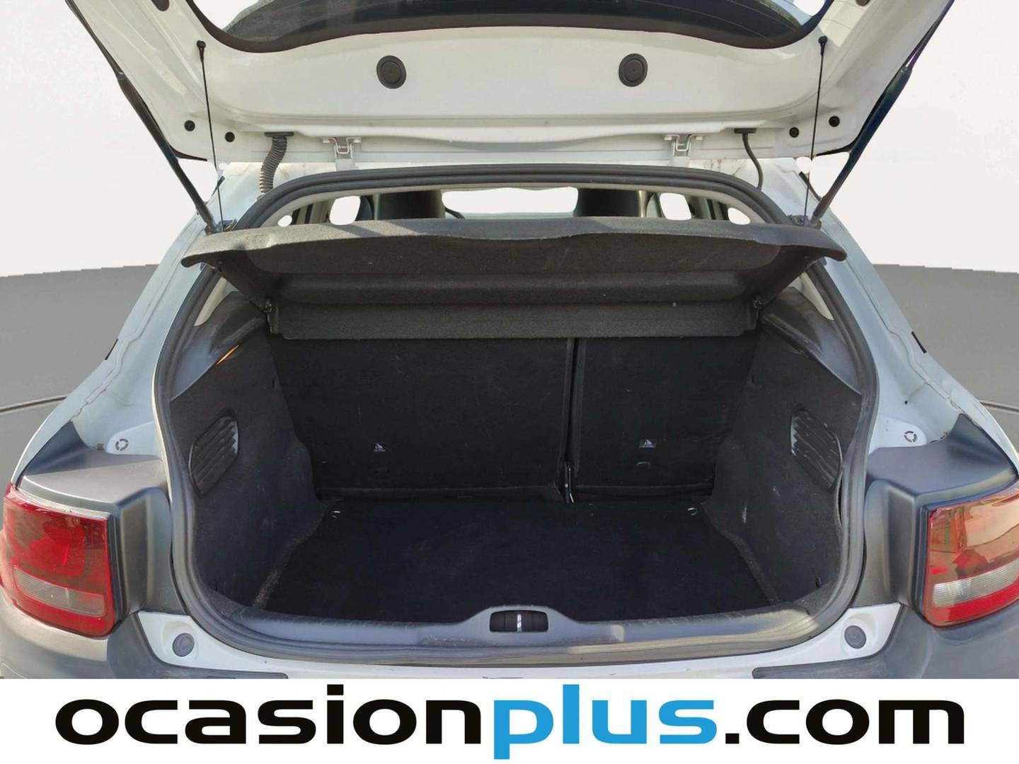 Fotos maletero Citroën C4 Cactus Citroën C4 Cactus PureTech 82 Feel (82 CV)