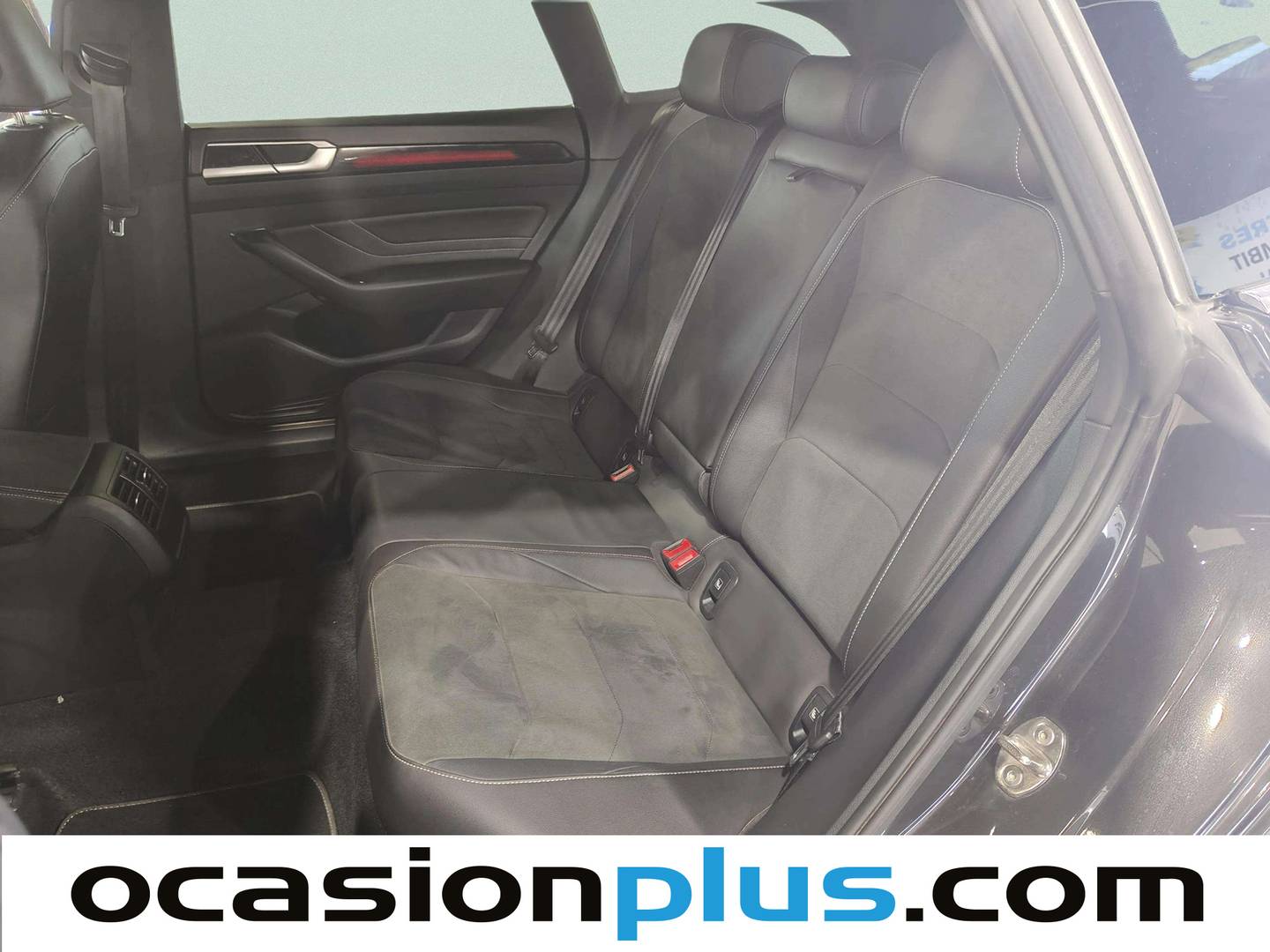 Foto asientos traseros Volkswagen Arteon Shooting Brake Volkswagen Arteon Shooting Brake R-Line 2.0 TDI (150 CV) DSG