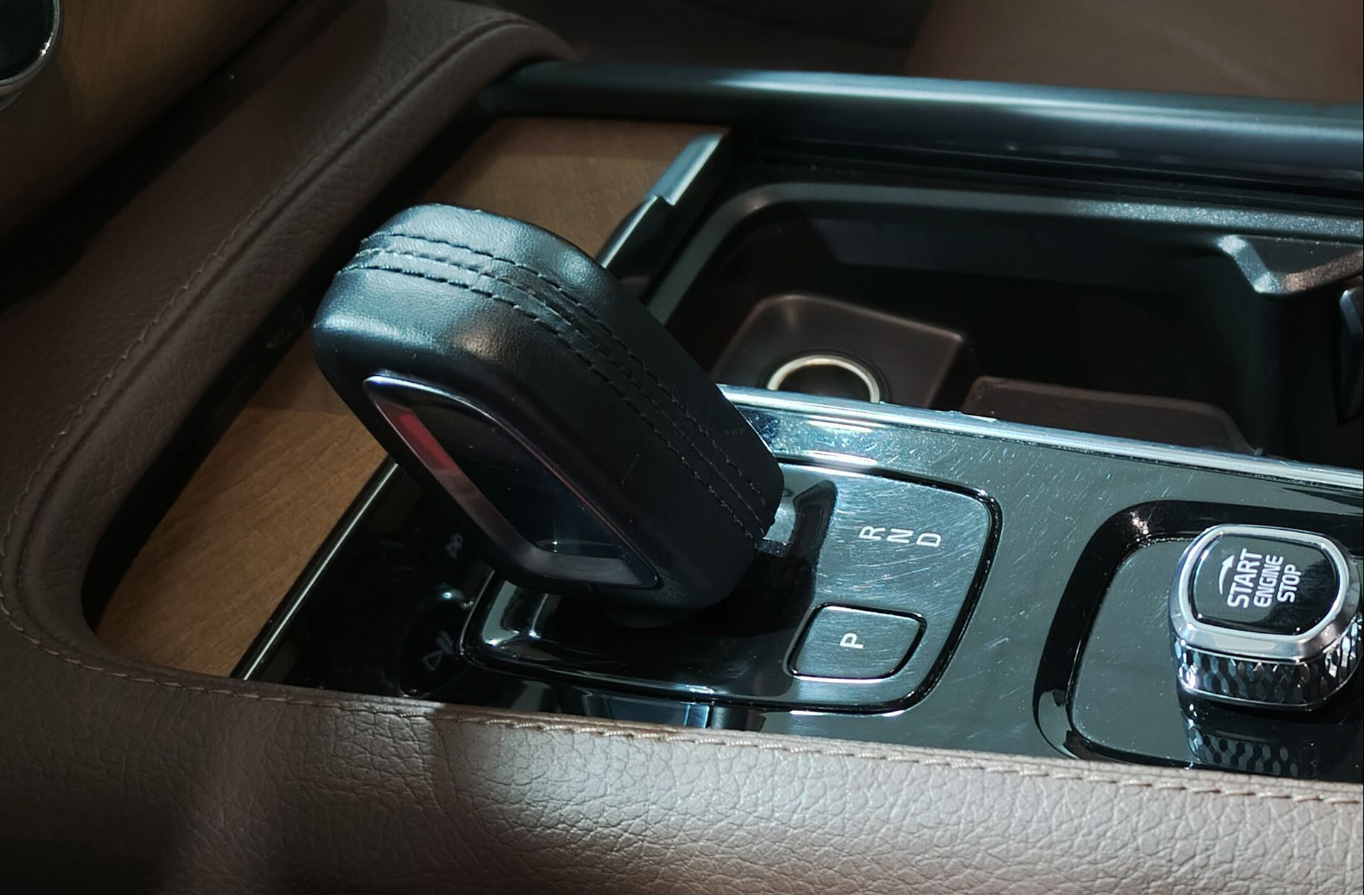 Volvo XC90 B5 G Momentum Pro AWD 7 plazas - foto 5