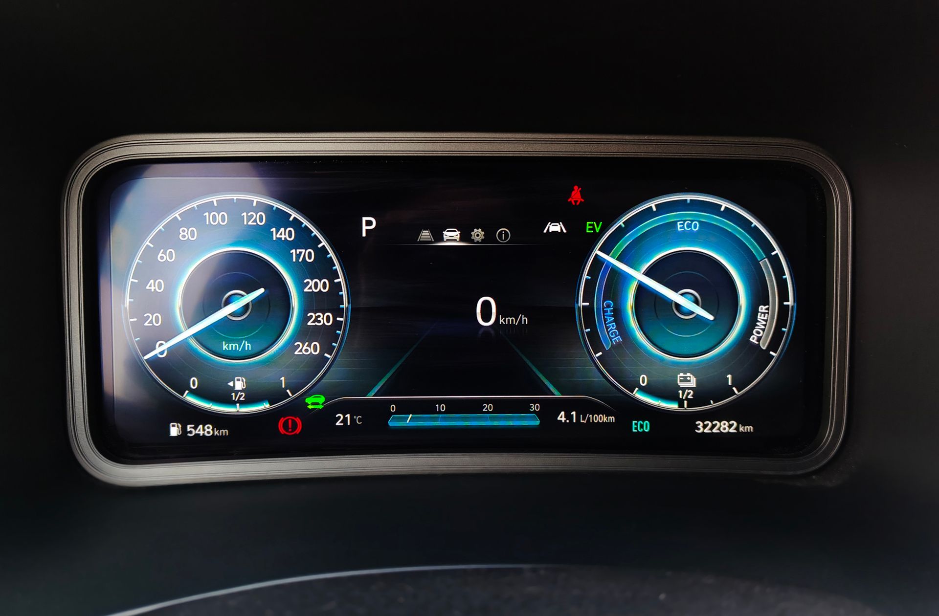 Hyundai Kona 1.6 GDI HEV Maxx DCT - foto 24