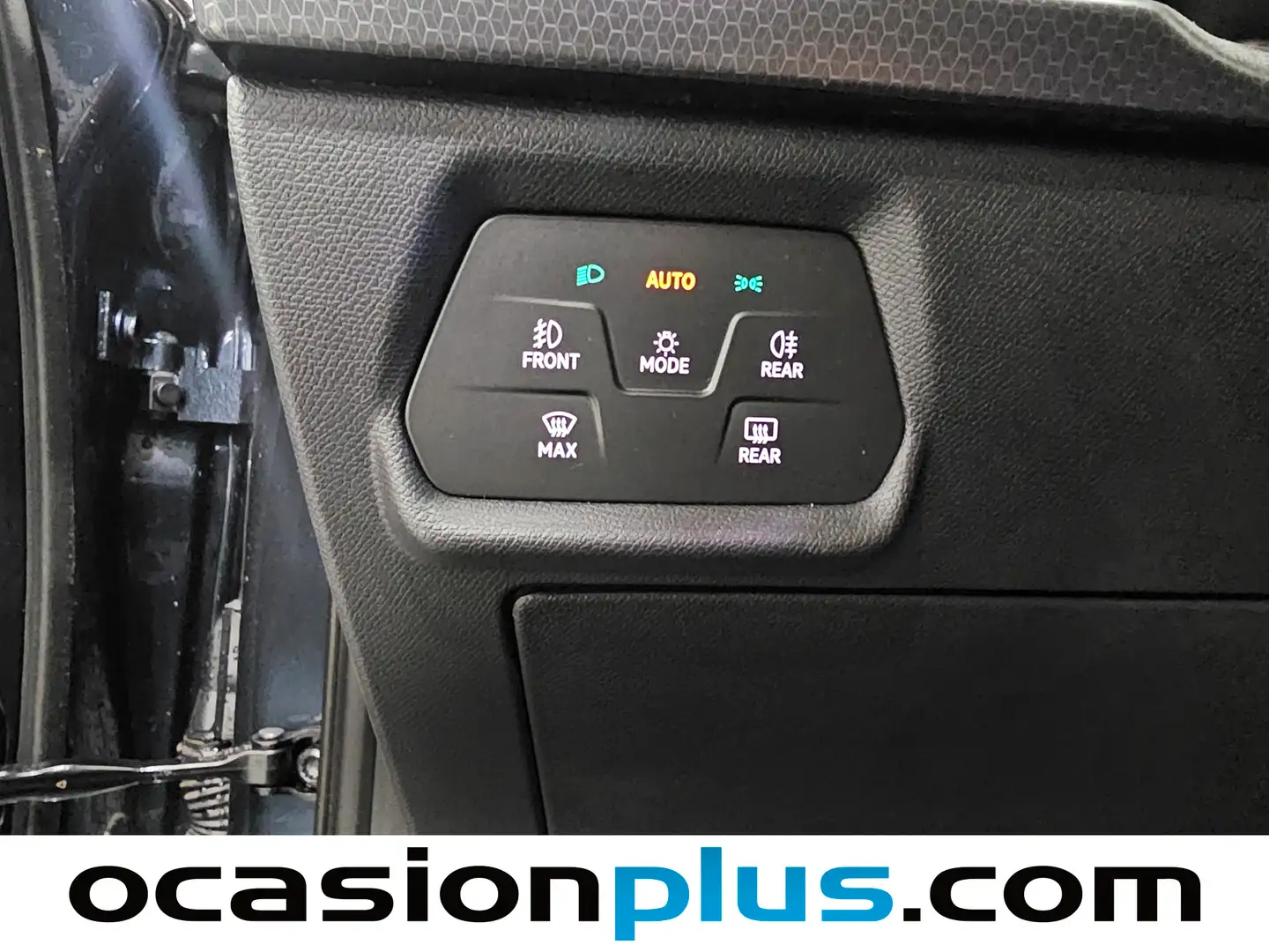 Foto Seat León SEAT León ST ST 1.5 TSI Style 25 Aniversario (115 CV)