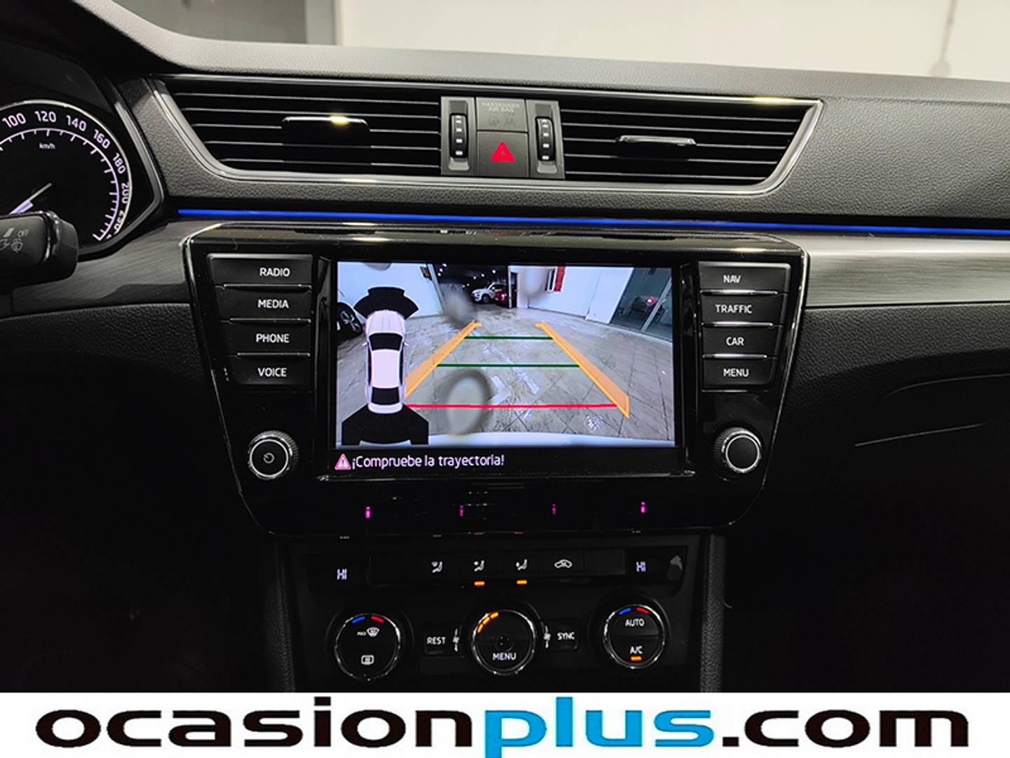 Foto Skoda Superb Skoda Superb 1.4 TSI Style DSG (150 CV)