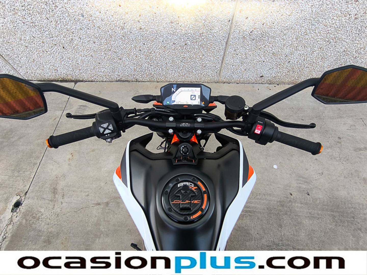 Foto KTM Duke R 890 KTM Duke R 890 R 890 (121 CV)