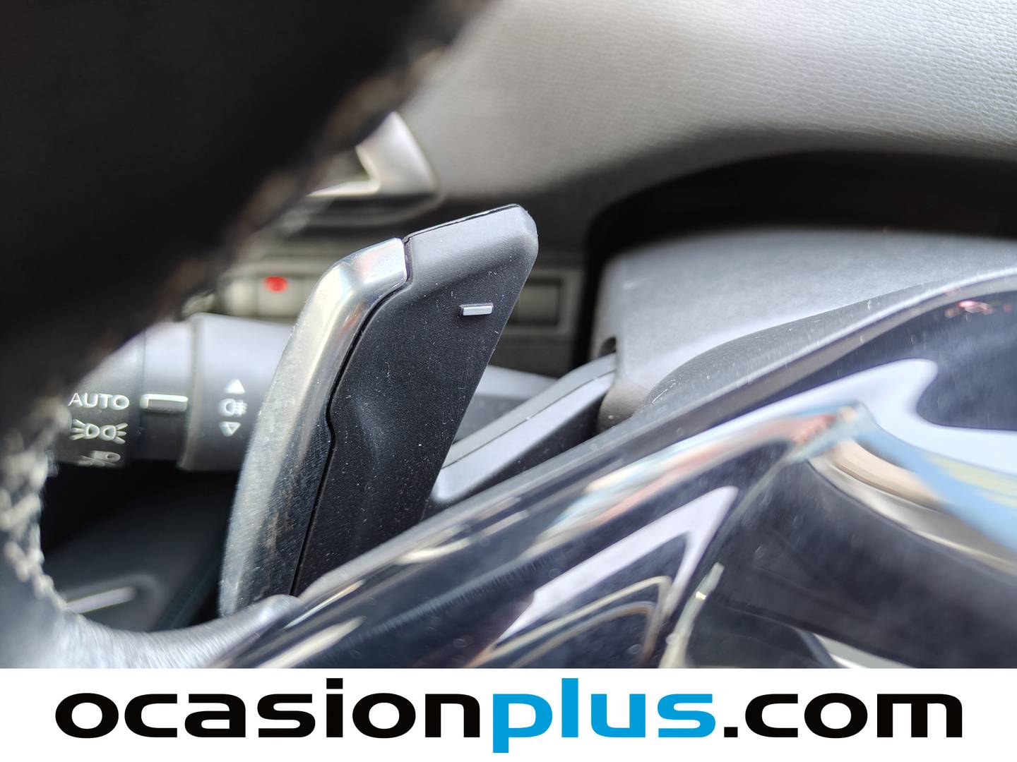 Foto Peugeot 3008 Hybrid Peugeot 3008 Hybrid 300 Allure Pack e-EAT8  (300 CV)