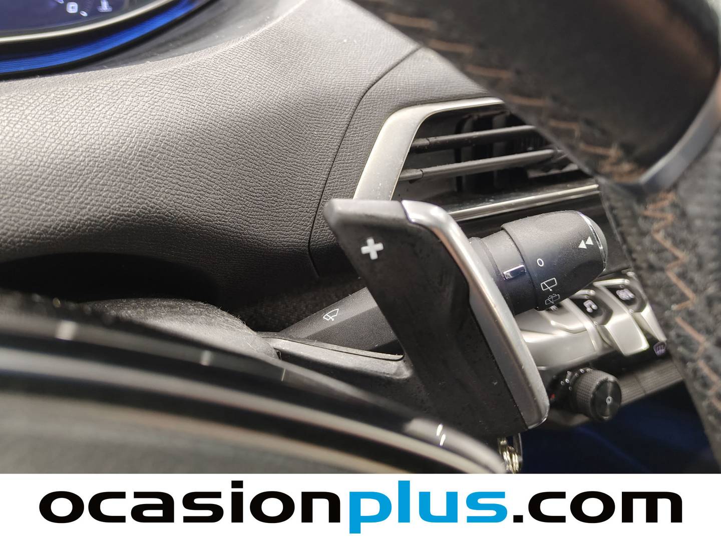 Foto Peugeot 3008 Peugeot 3008 BlueHDi 120 HP S&S GT-Line EAT6 (120 CV)