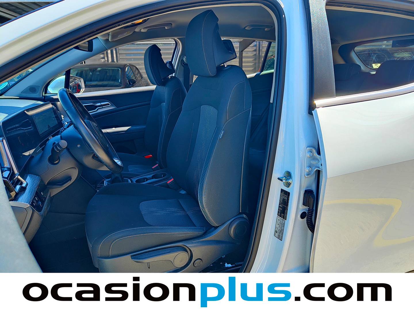 Foto asientos delanteros KIA Sportage KIA Sportage 1.6 T-GDi MHEV Drive 4x2 (150 CV)