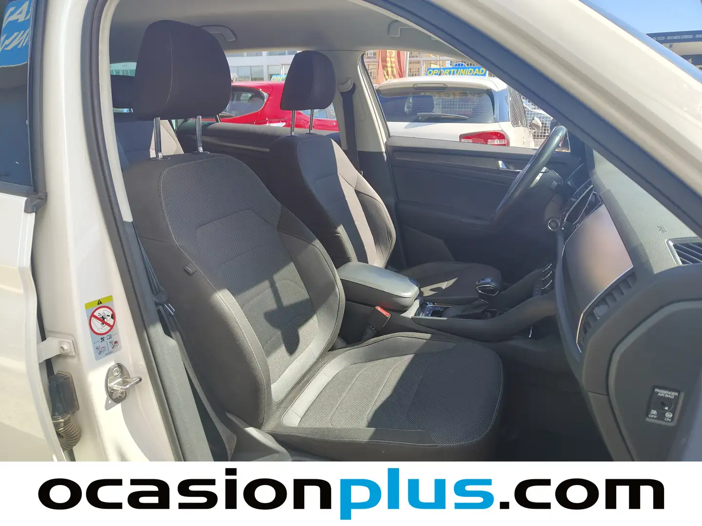 Foto Skoda Kodiaq Skoda Kodiaq 1.5 TSI Ambition 4x2 DSG (150 CV) 7 Plazas