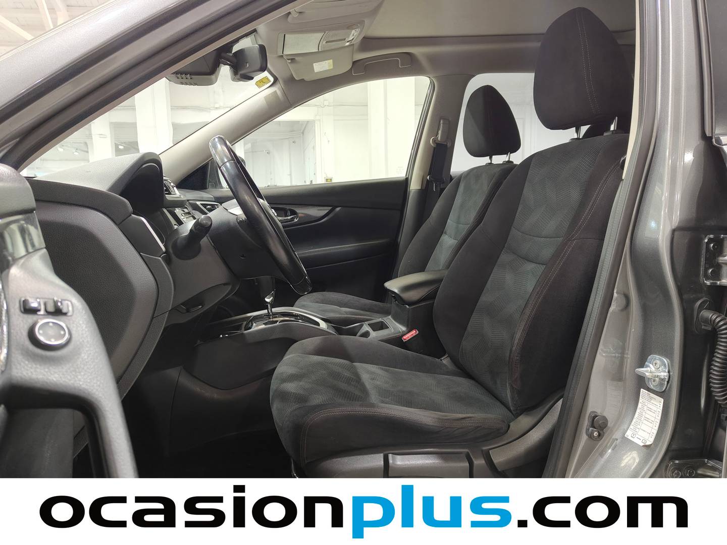 Foto asientos delanteros Nissan X-TRAIL Nissan X-Trail 1.6 dCi N-Connecta XTronic (130 CV) 7 Plazas