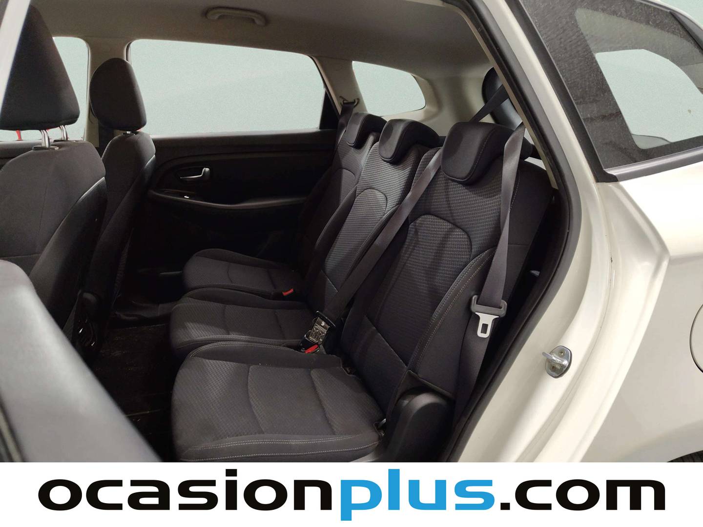 Foto asientos traseros KIA Carens KIA Carens 1.7 CRDi VGT Concept Eco-Dynam (115 CV)