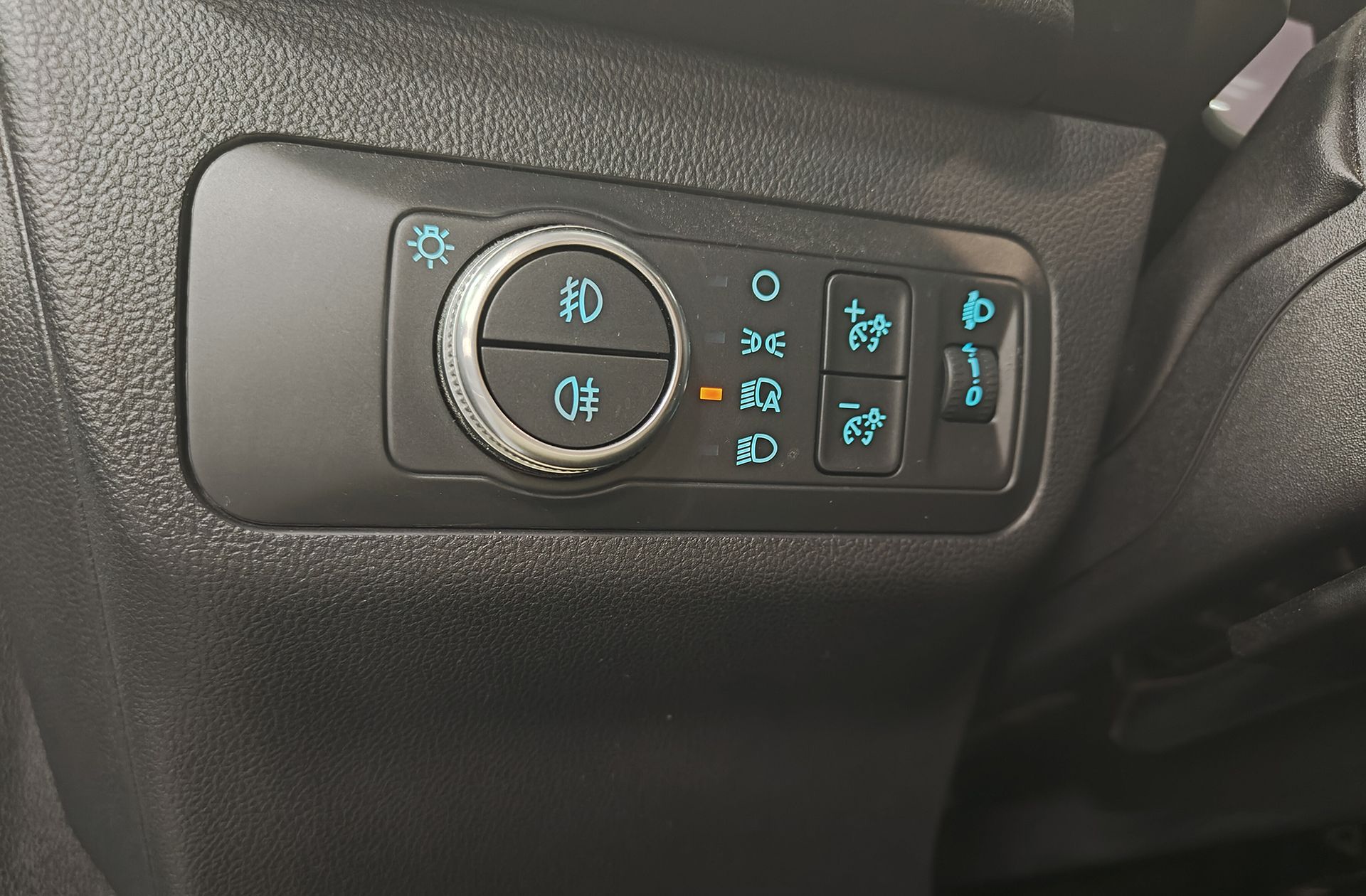 Ford Kuga 1.5 EcoBlue Titanium - foto 35