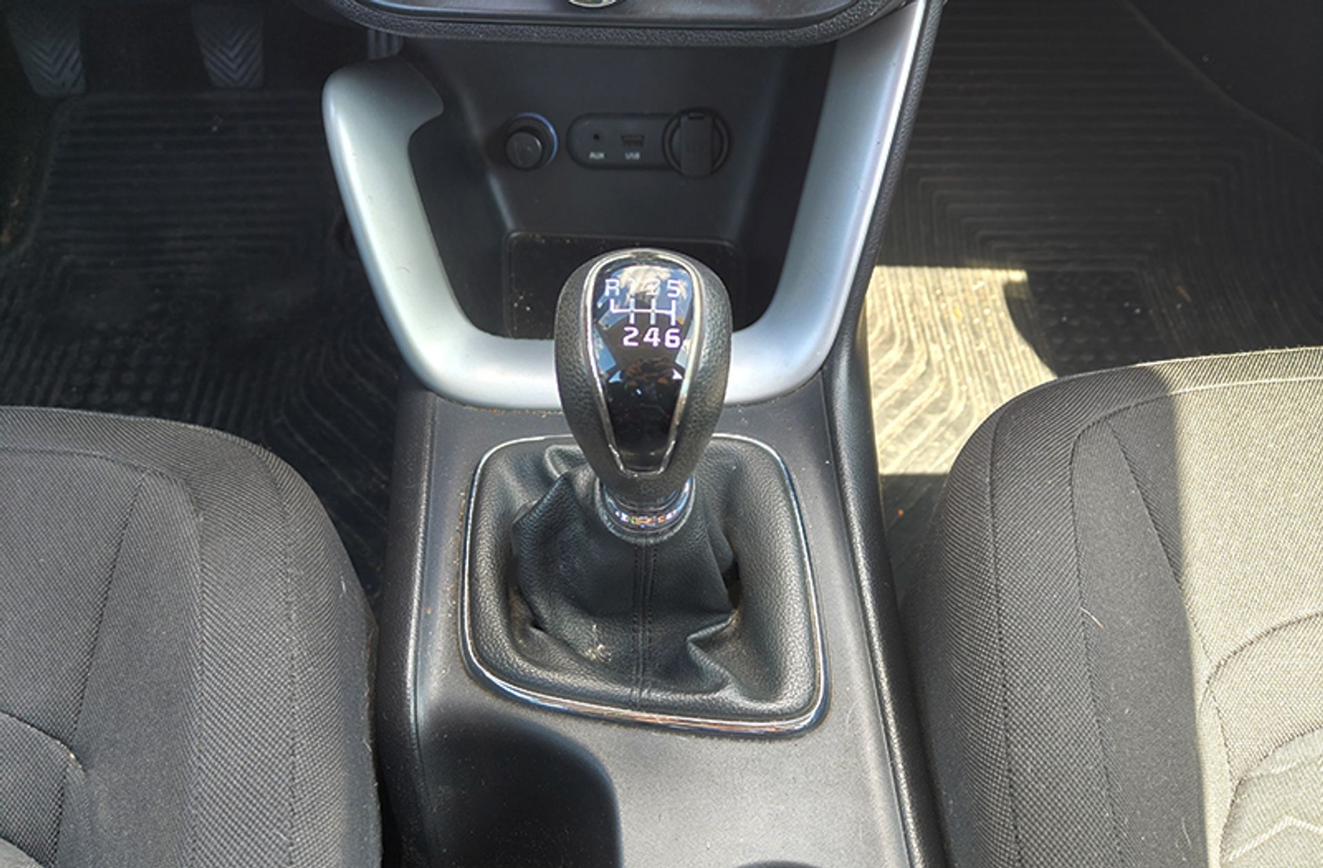 Kia Ceed 1.4 CRDi WGT Concept - foto 5