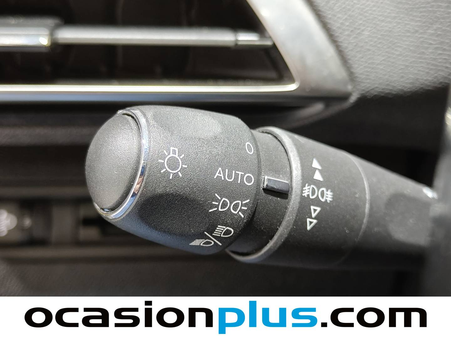 Foto Peugeot 5008 Peugeot 5008 PureTech 130 S&S Allure 7 PLAZAS (130 CV)