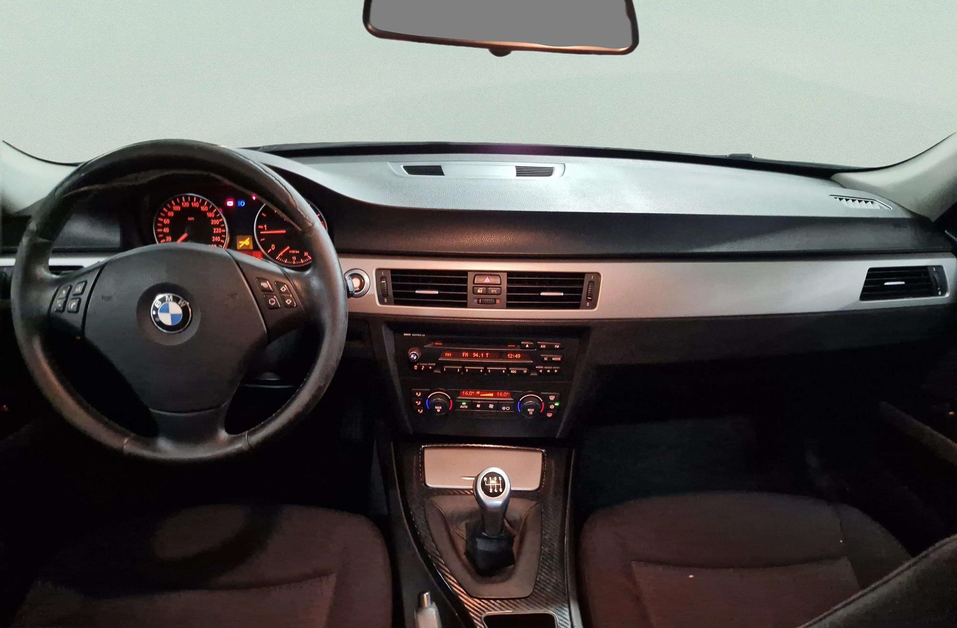 BMW Serie 3 318d - foto 6