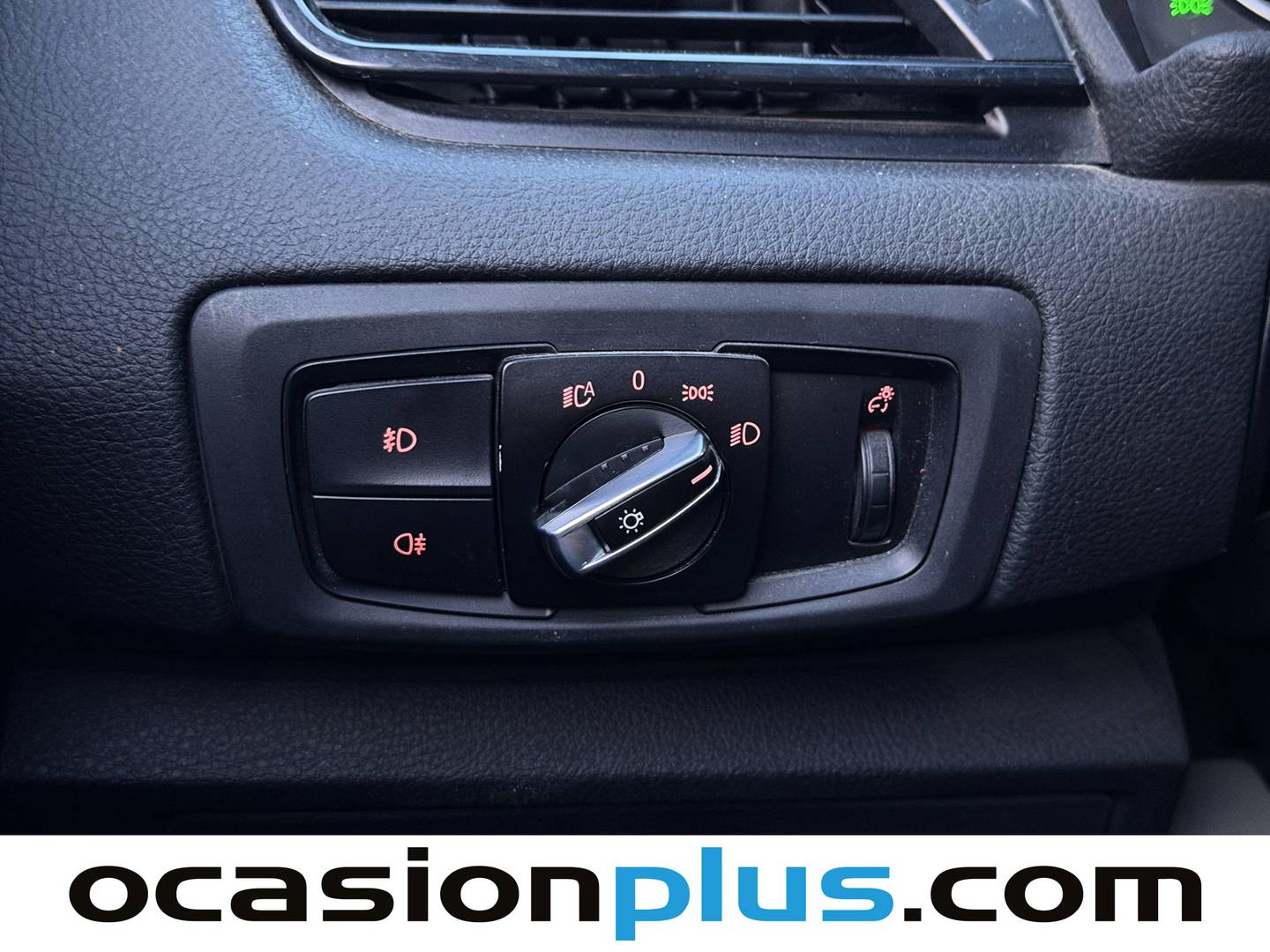 Foto BMW Serie 2 Active Tourer BMW Serie 2 218d Active Tourer (150 CV)