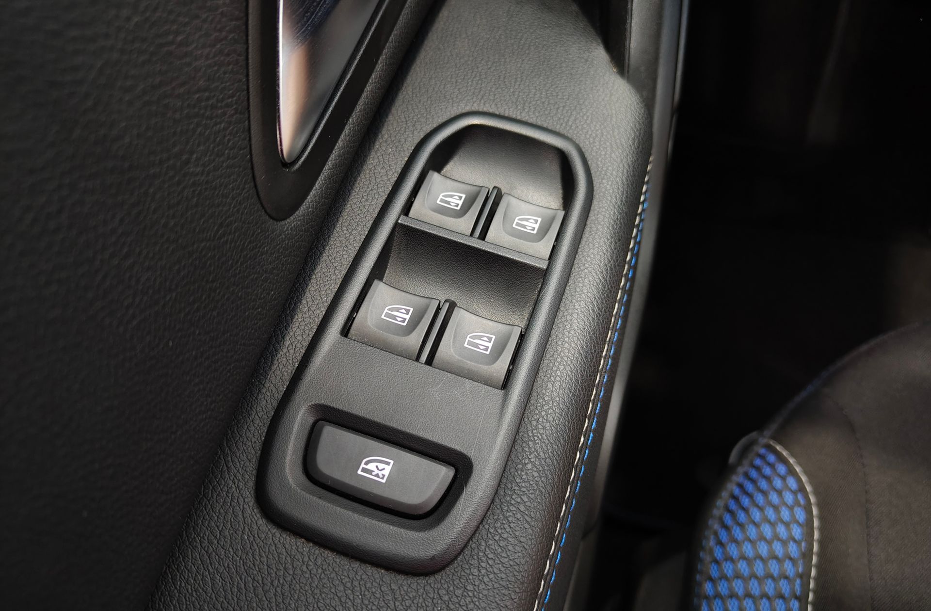 Dacia Duster SL Aniversario TCe GLP - foto 35