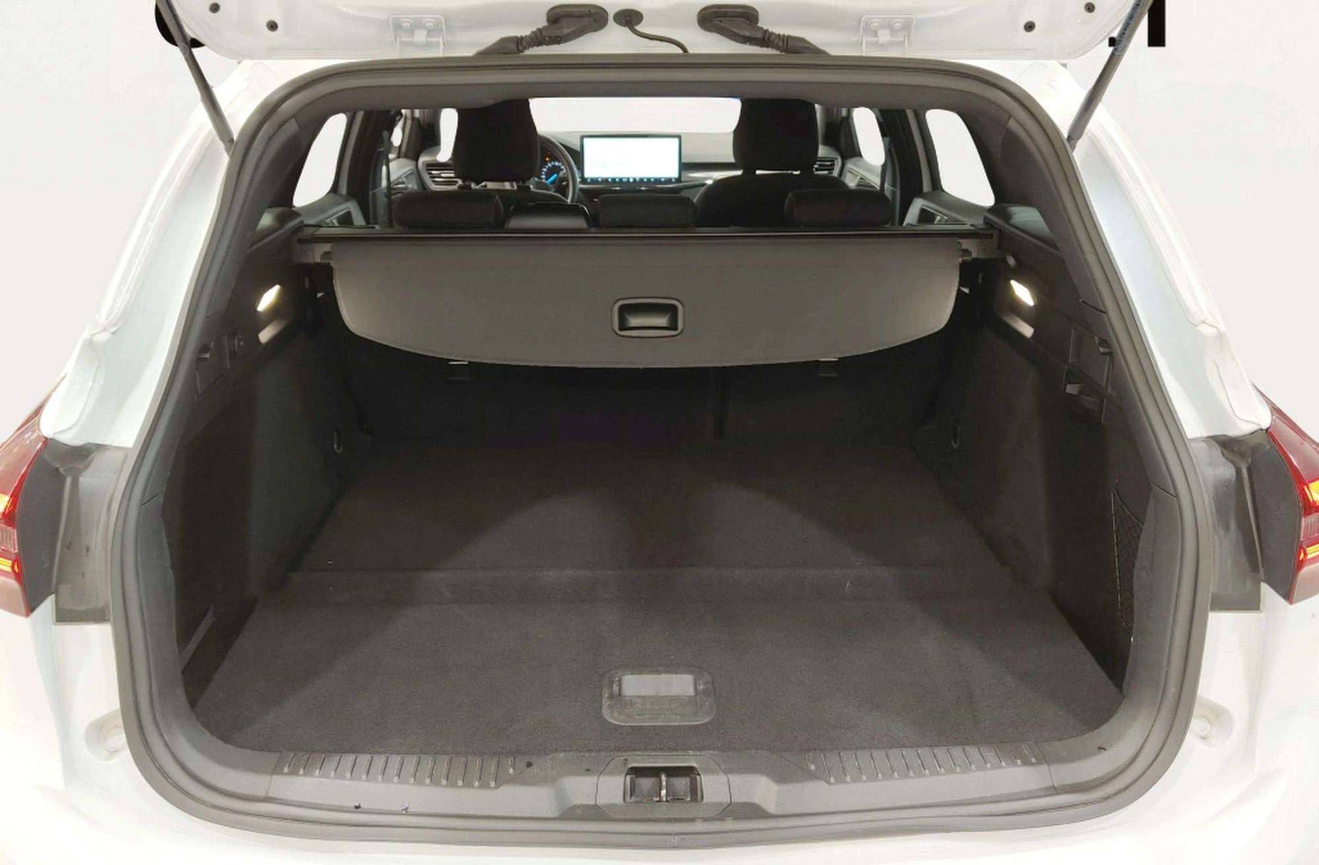 Ford Focus 1.0 EcoBoost MHEV ST-Line - foto 21