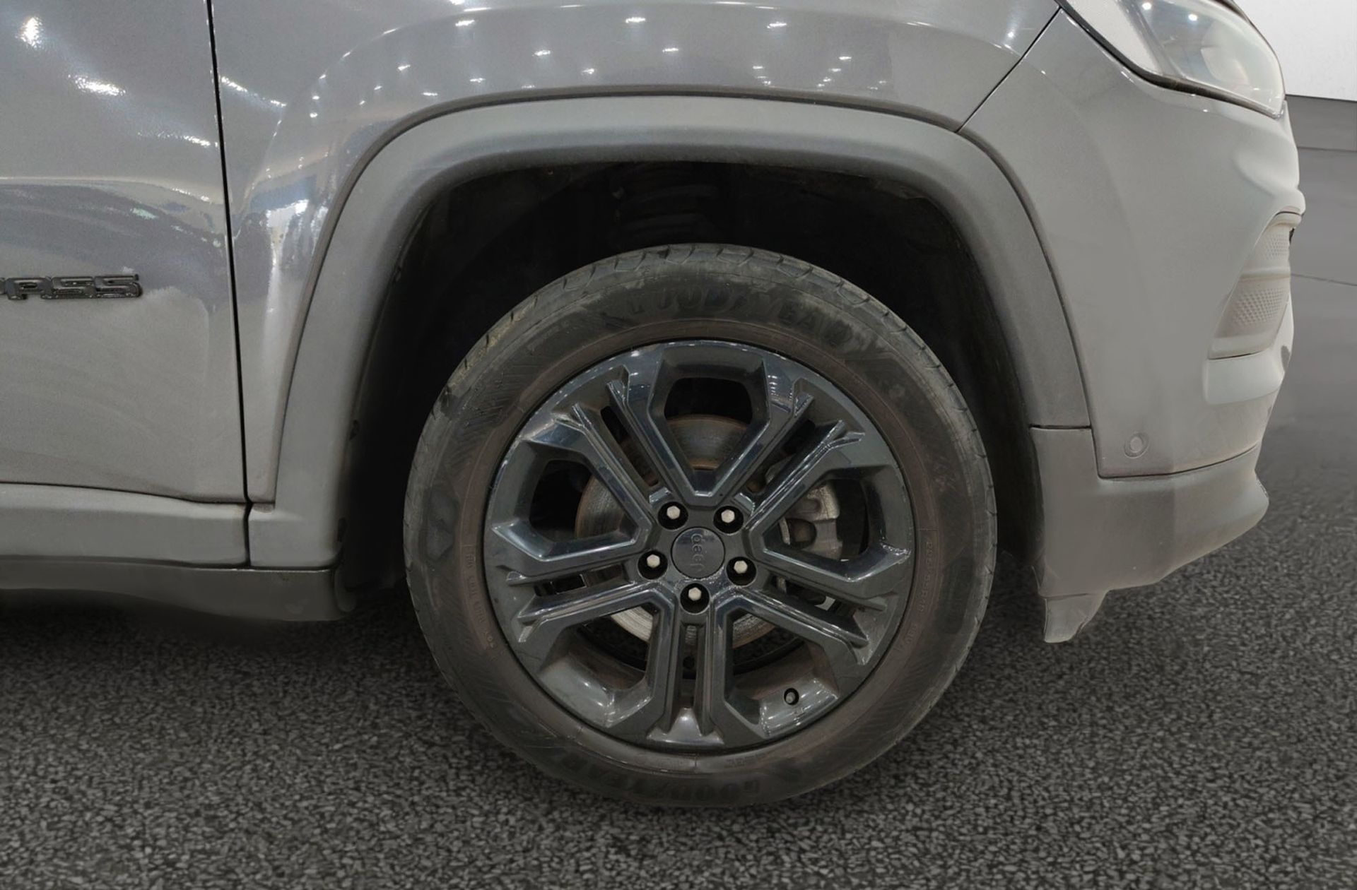 Jeep Compass 1.3 Gse Night Eagle FWD - foto 30