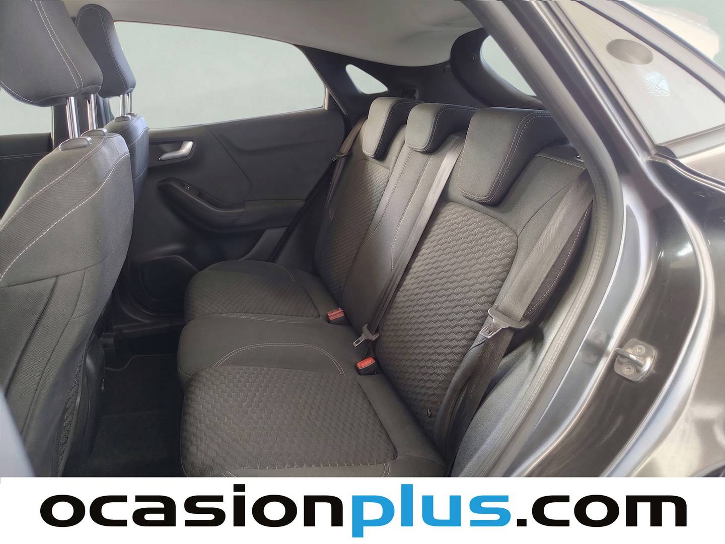 Foto asientos traseros Ford Puma Ford Puma 1.0 EcoBoost MHEV Titanium (125 CV)
