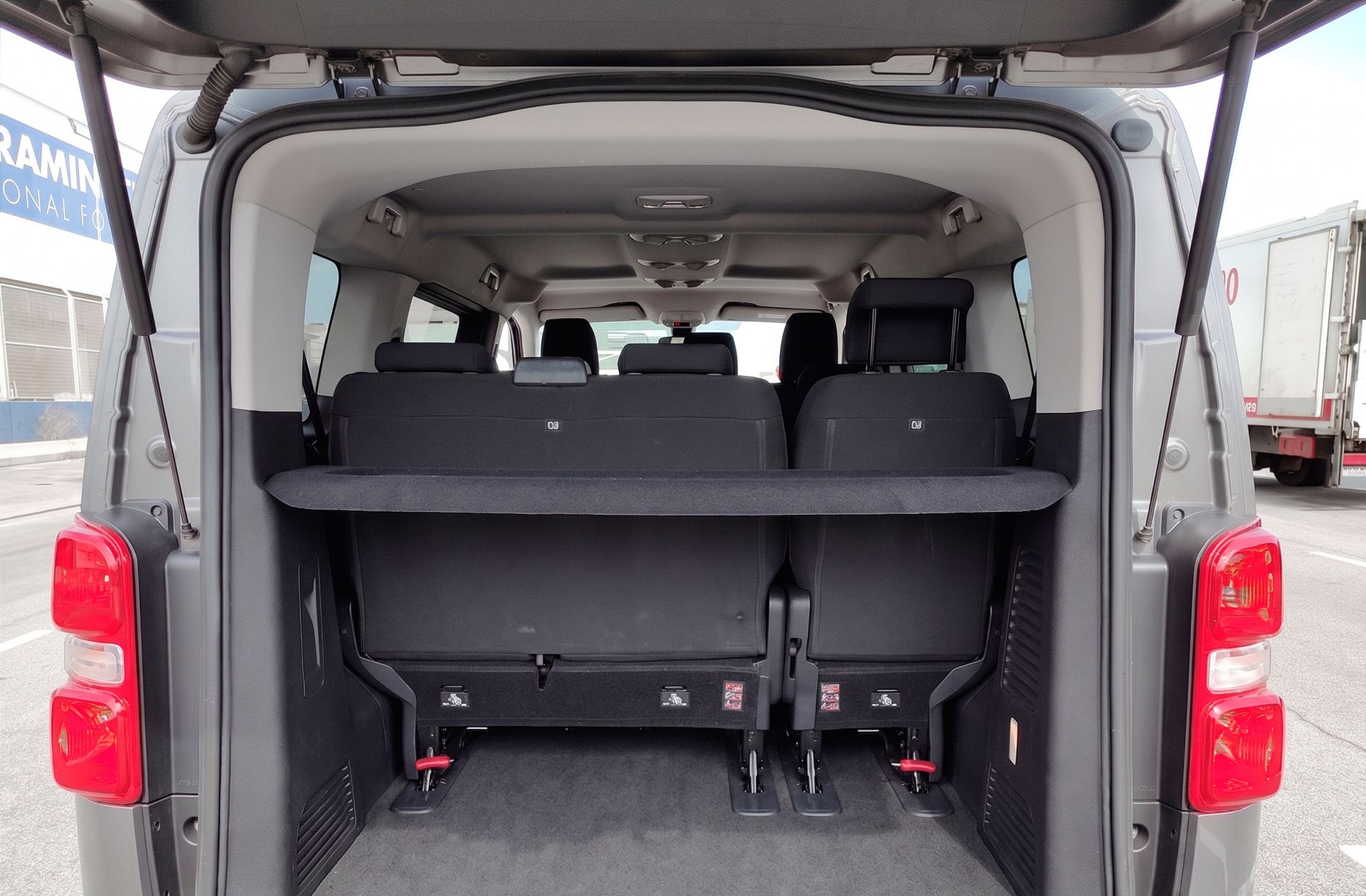 Citroën SpaceTourer BlueHDi 150 Talla M Business 9 plazas - foto 17